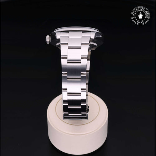 Rolex Certified Pre-Owned Oyster Perpetual 41mm M124300 7064M0D8 simple Pursuit