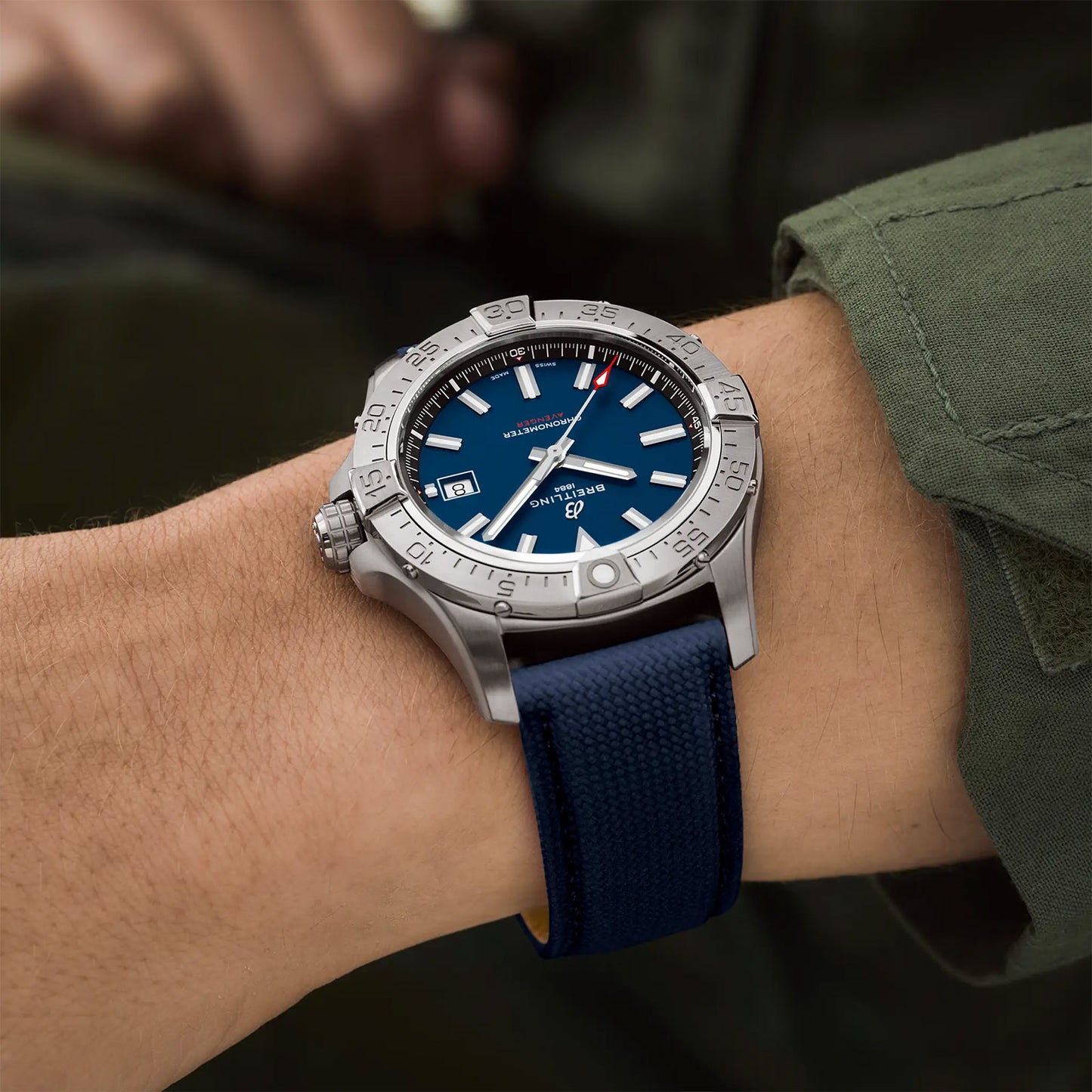 Avenger Automatic 42 variant Pursuit