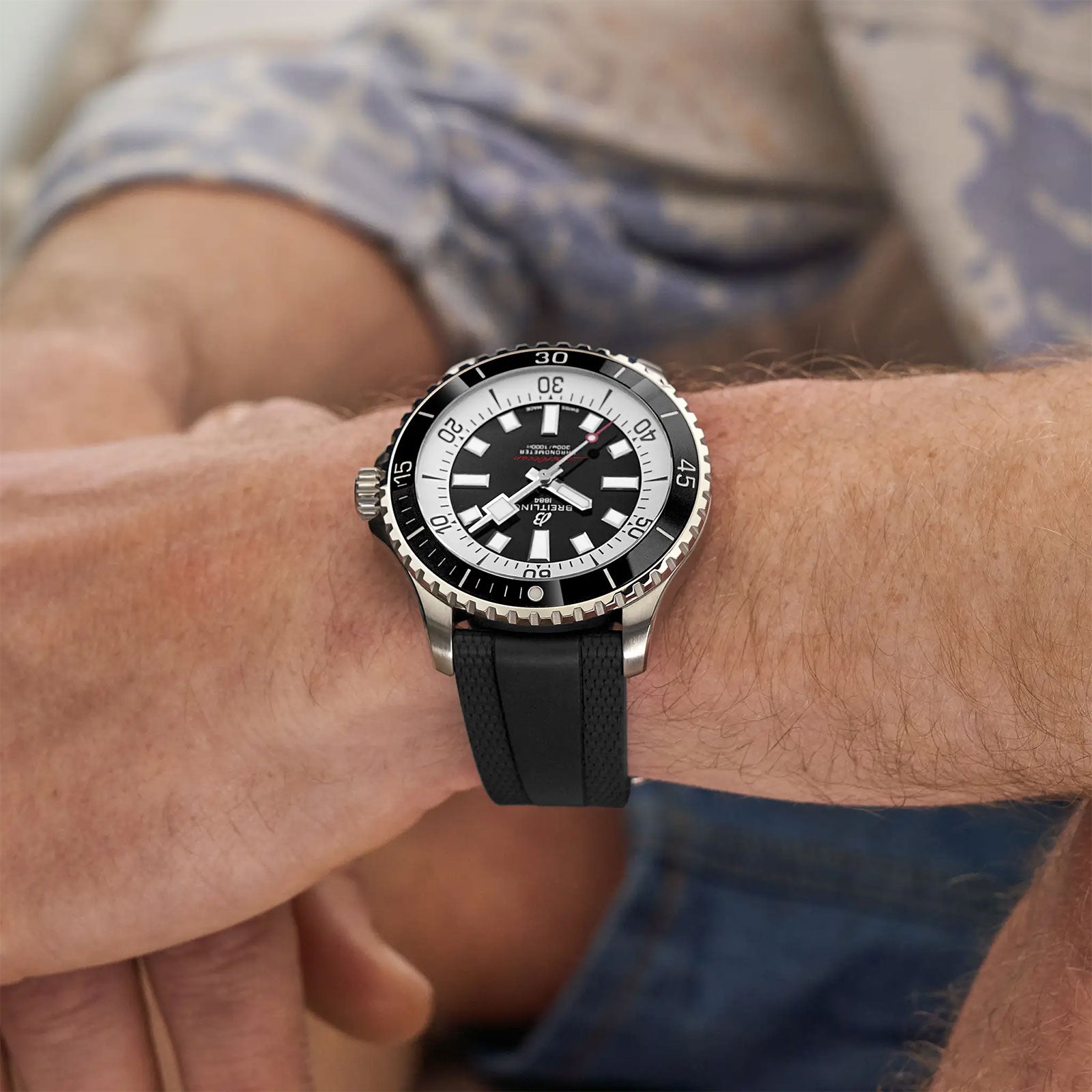 Superocean Automatic 44 variant Pursuit