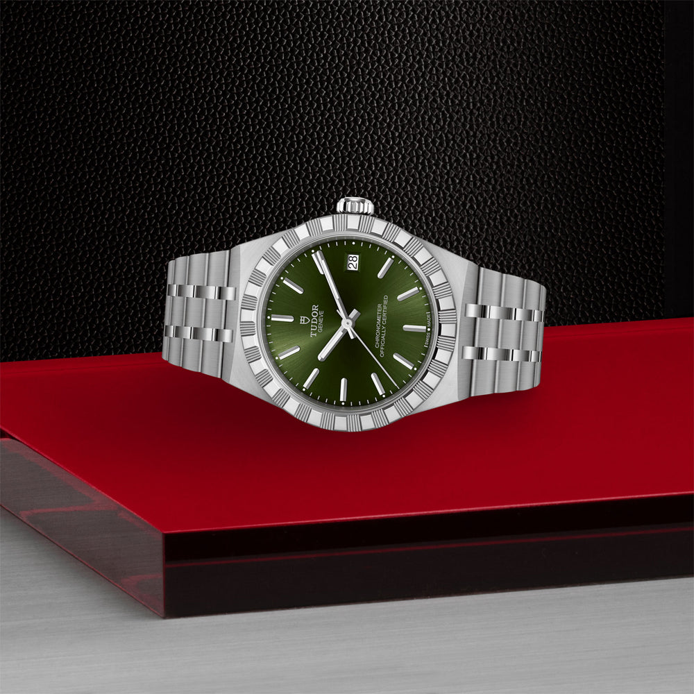 Royal 36mm variant Pursuit