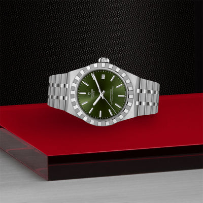 Royal 36mm variant Pursuit