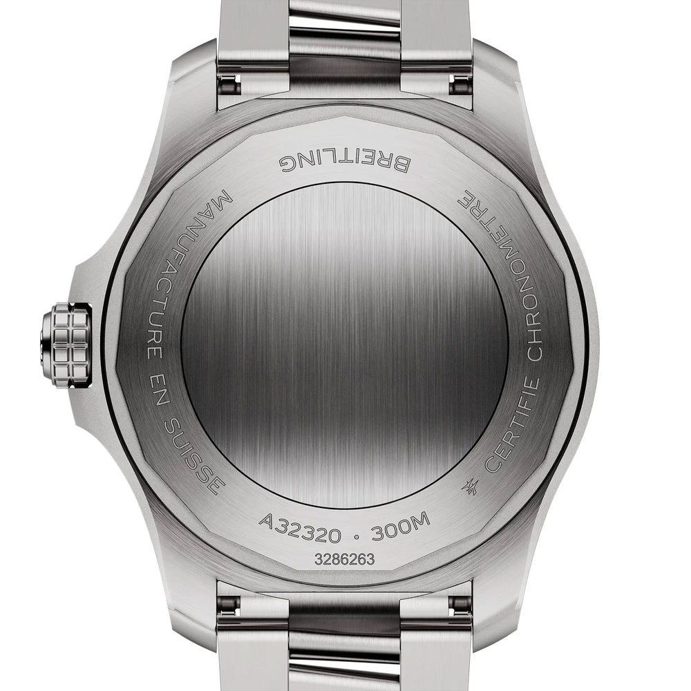 Avenger Automatic GMT 44 variant Pursuit