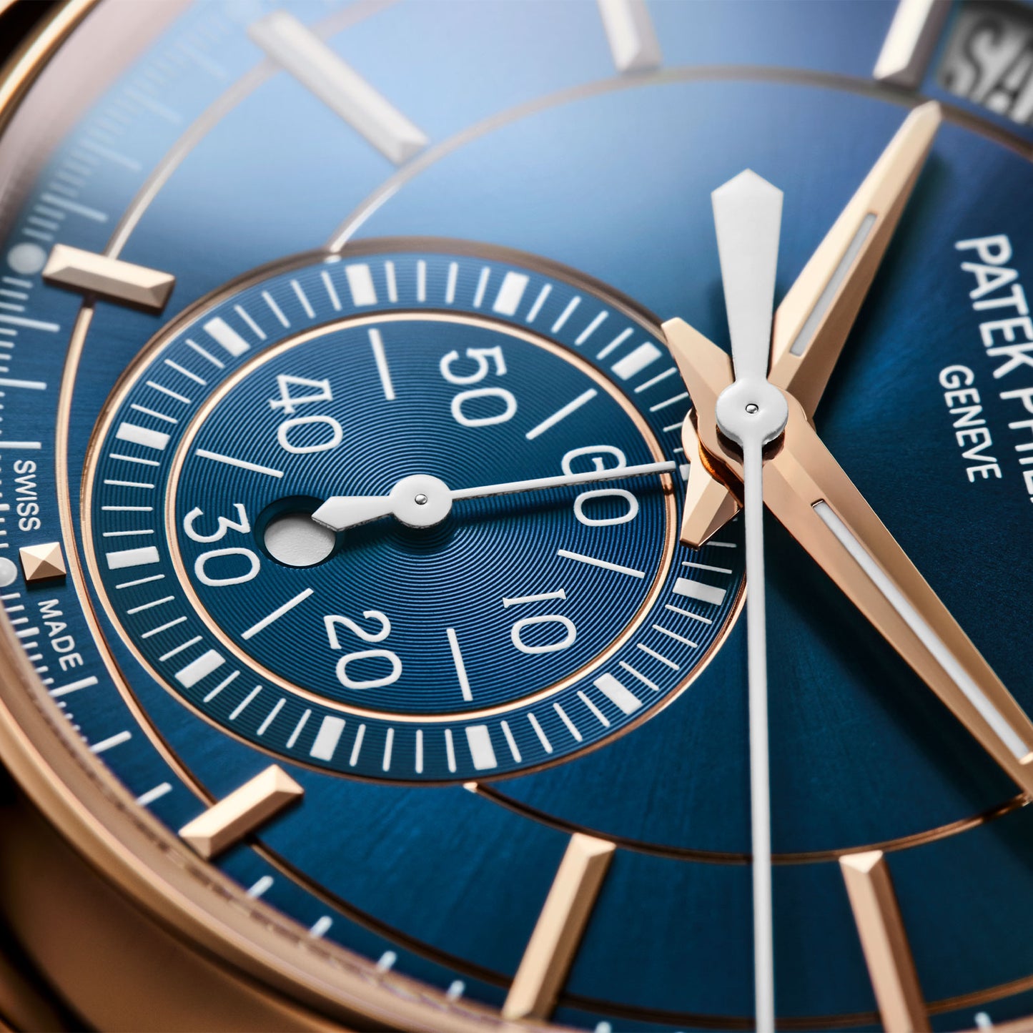 Complications Annual Calendar & Flyback Chronograph 5905R-010 variant Pursuit