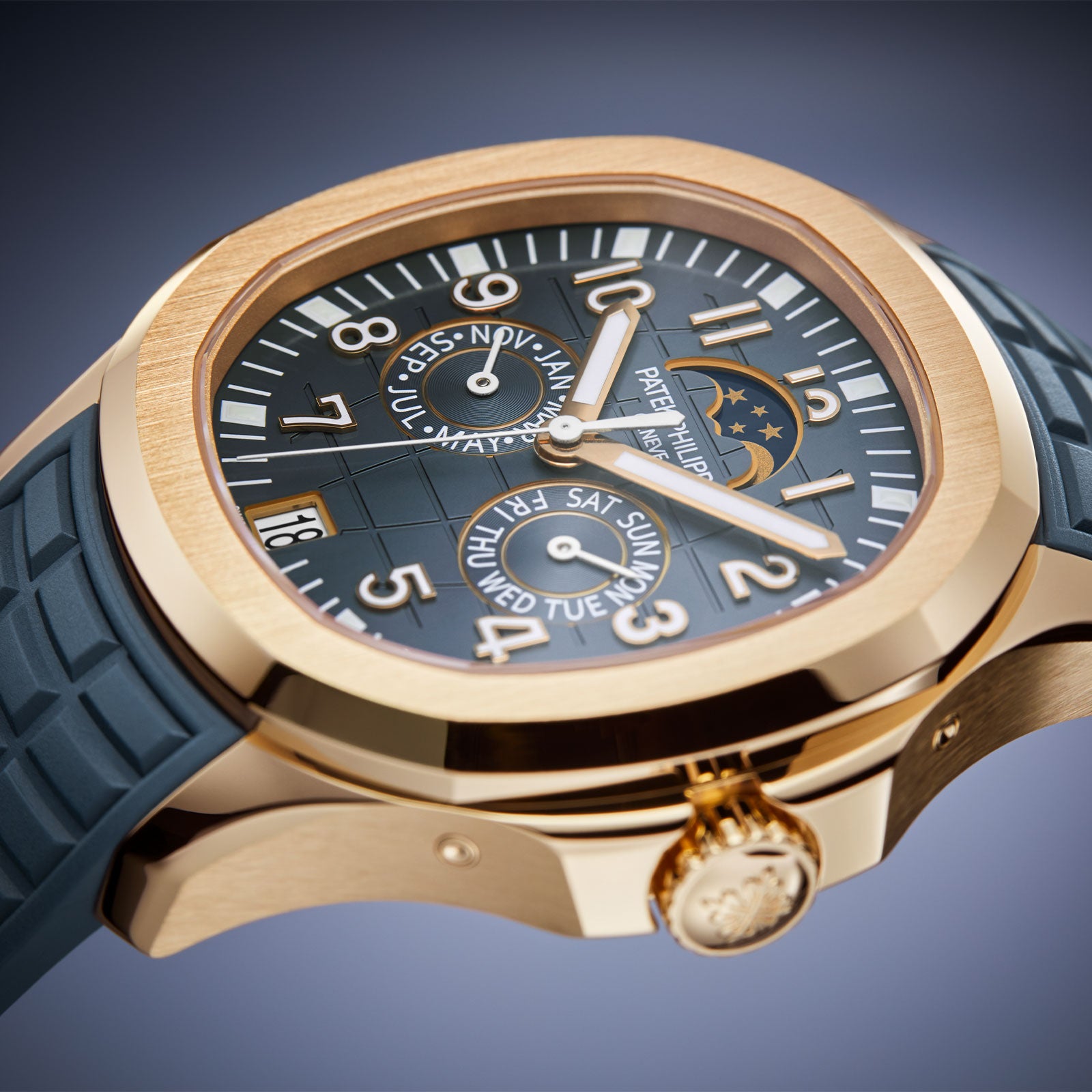 Aquanaut Annual Calendar & Moon Phases 5261R-001 simple Pursuit