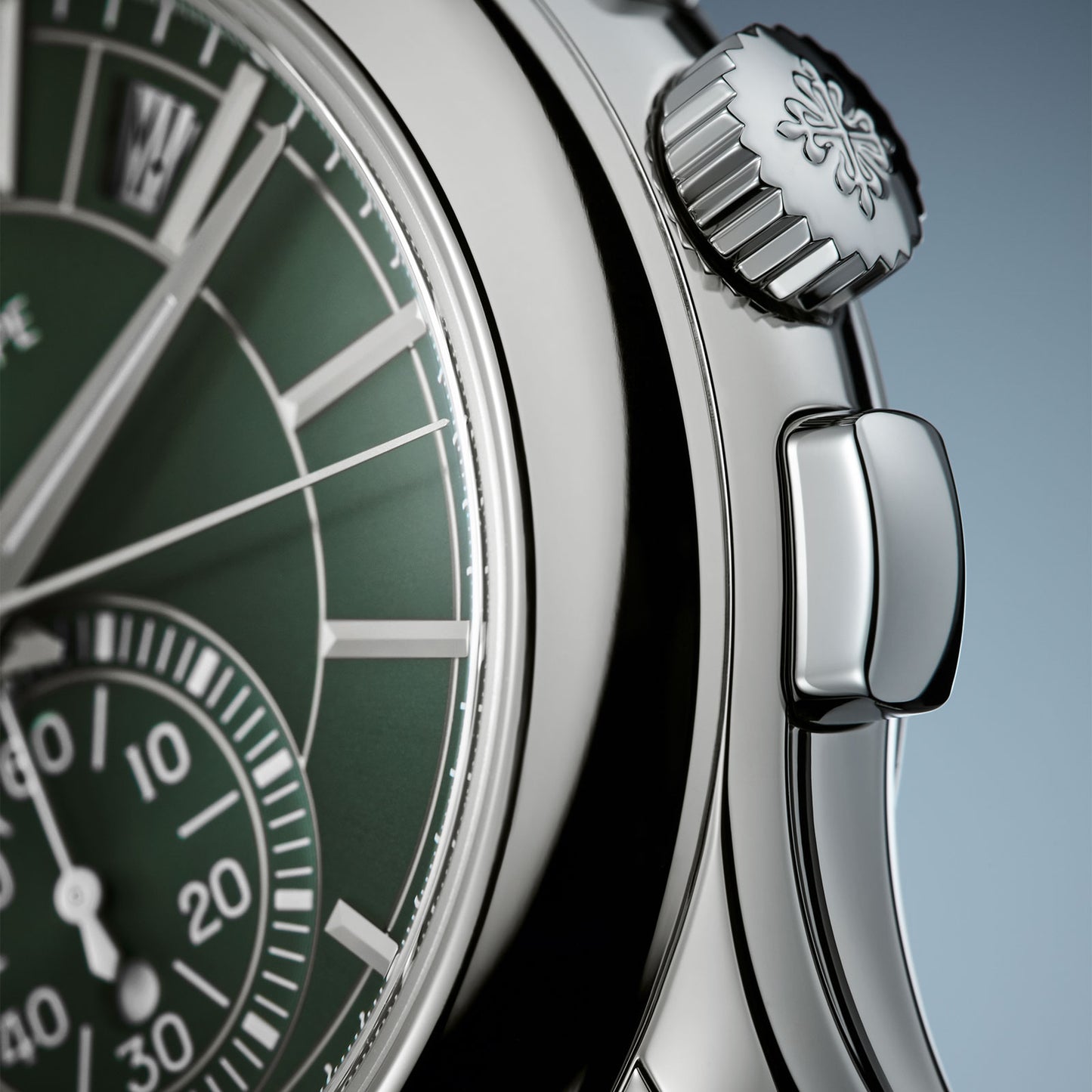 Complications Flyback Chronograph & Annual Calendar 5905/1A-001 variant Pursuit