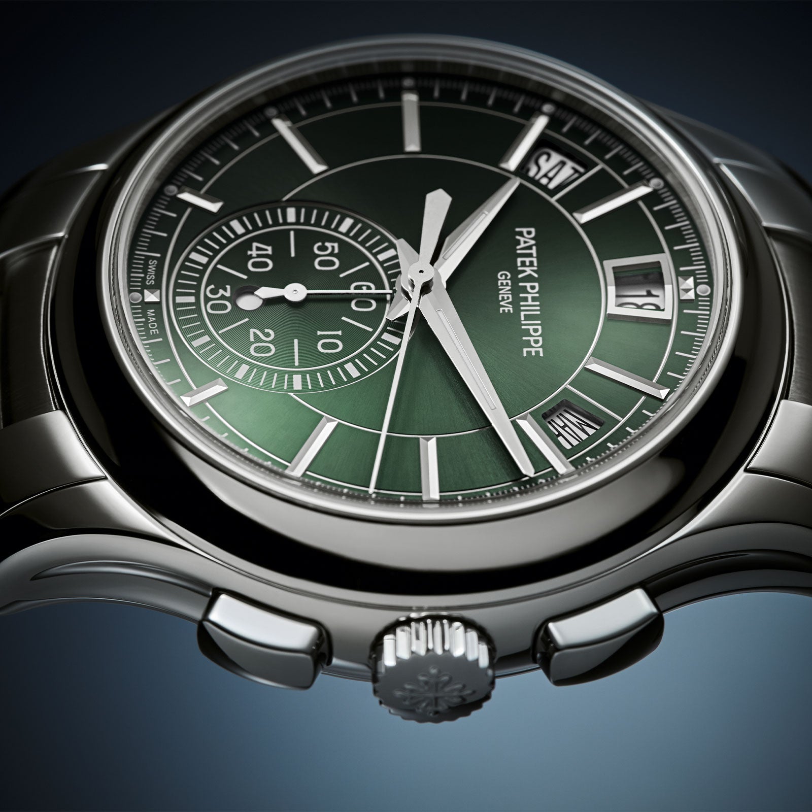 Complications Flyback Chronograph & Annual Calendar 5905/1A-001 variant Pursuit