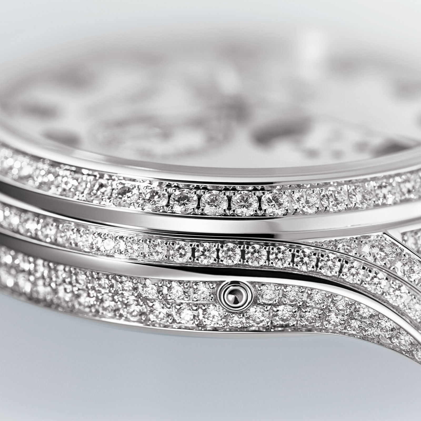 Complications Annual Calendar & Moon Phases Joaillerie 4948G-010 variant Pursuit