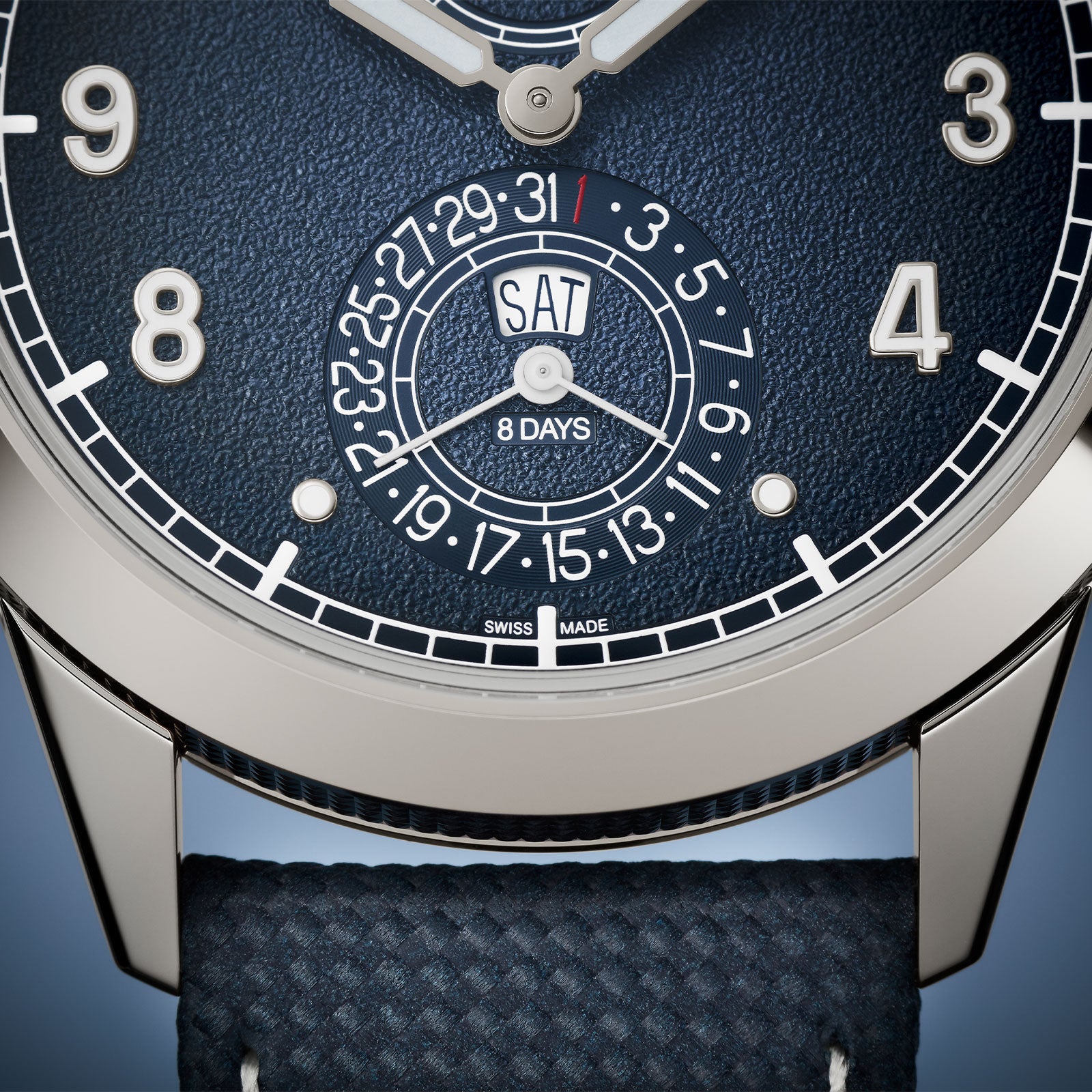 Complications Calatrava 8-Day Power Reserve & Instantaneous Day & Date 5328G-001 simple Pursuit