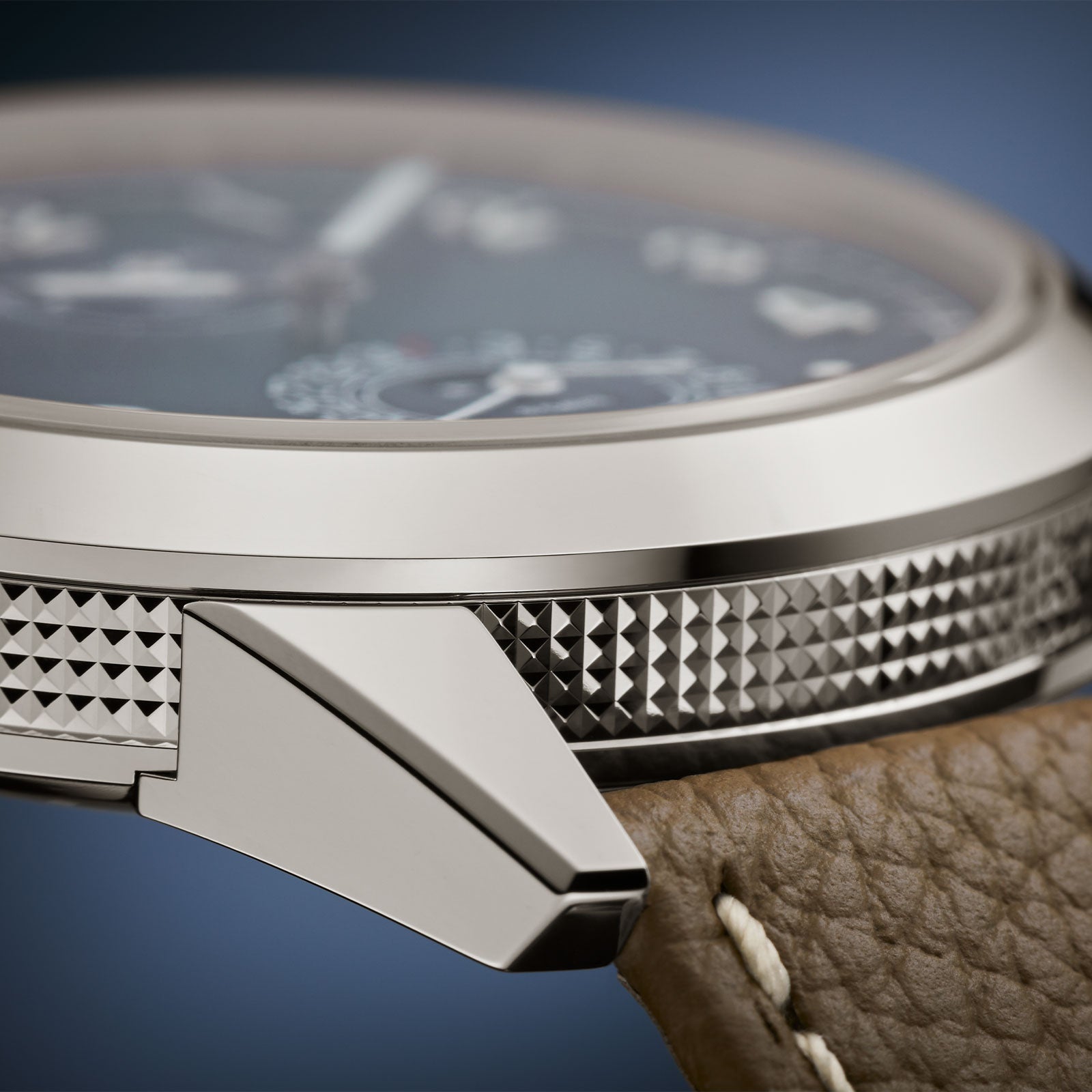 Complications Calatrava 8-Day Power Reserve & Instantaneous Day & Date 5328G-001 simple Pursuit