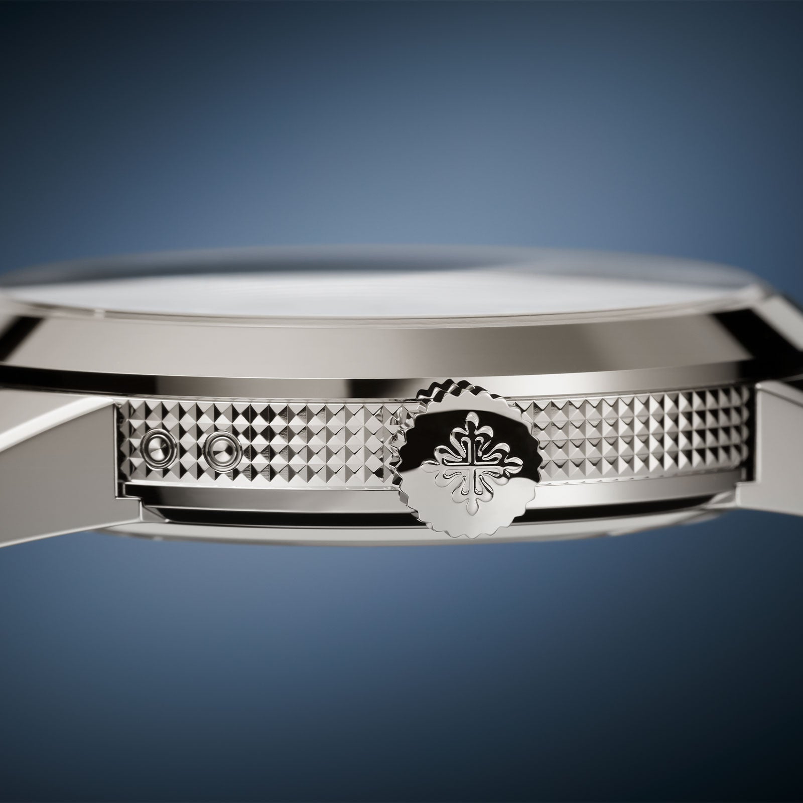 Complications Calatrava 8-Day Power Reserve & Instantaneous Day & Date 5328G-001 simple Pursuit