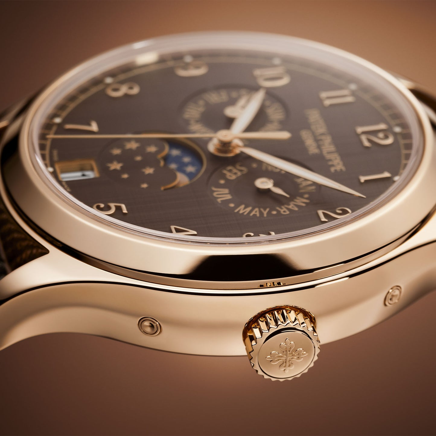 Complications Annual Calendar & Moon Phases 4946R-001 simple Pursuit