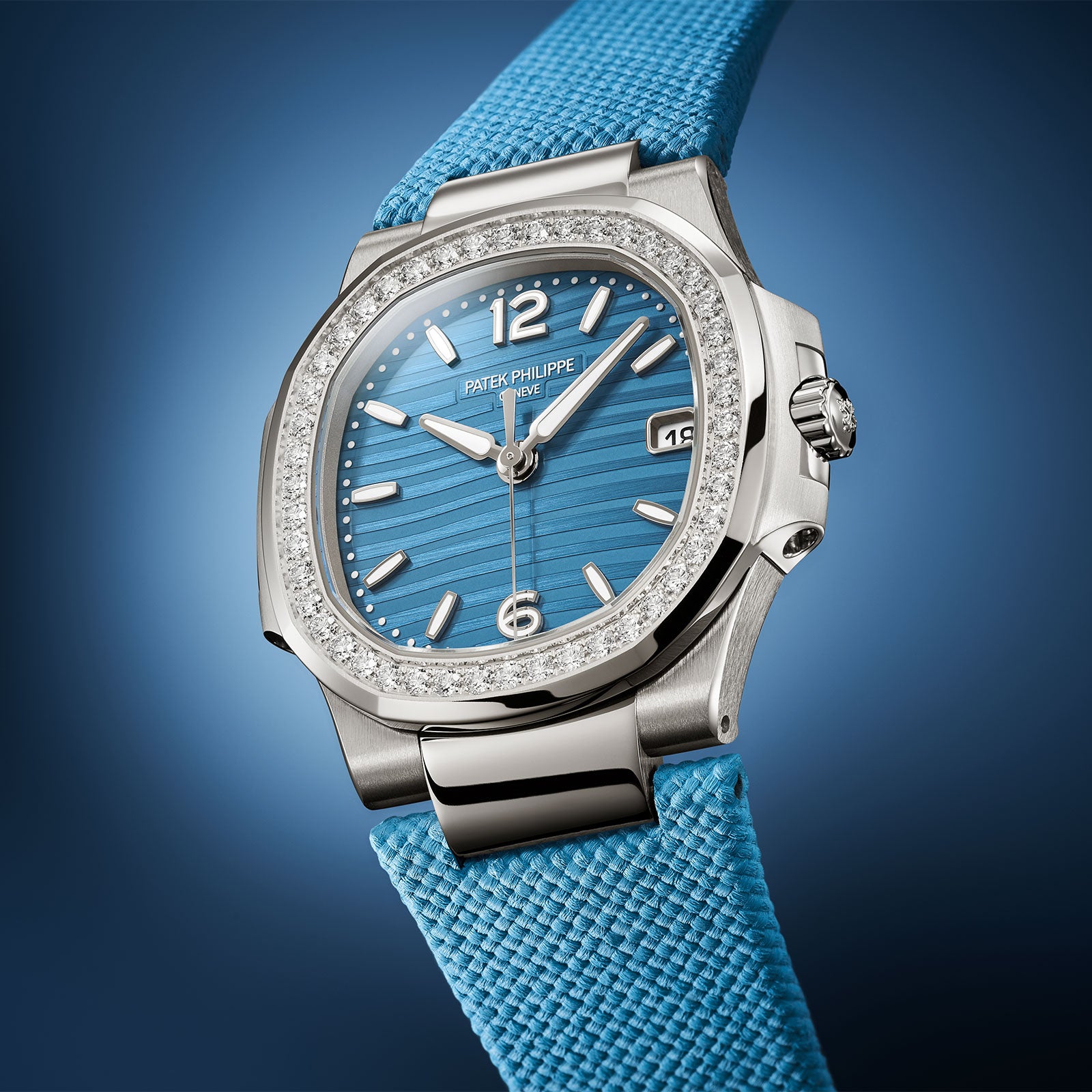 Nautilus Date & Central Seconds 7010G-013 simple Pursuit