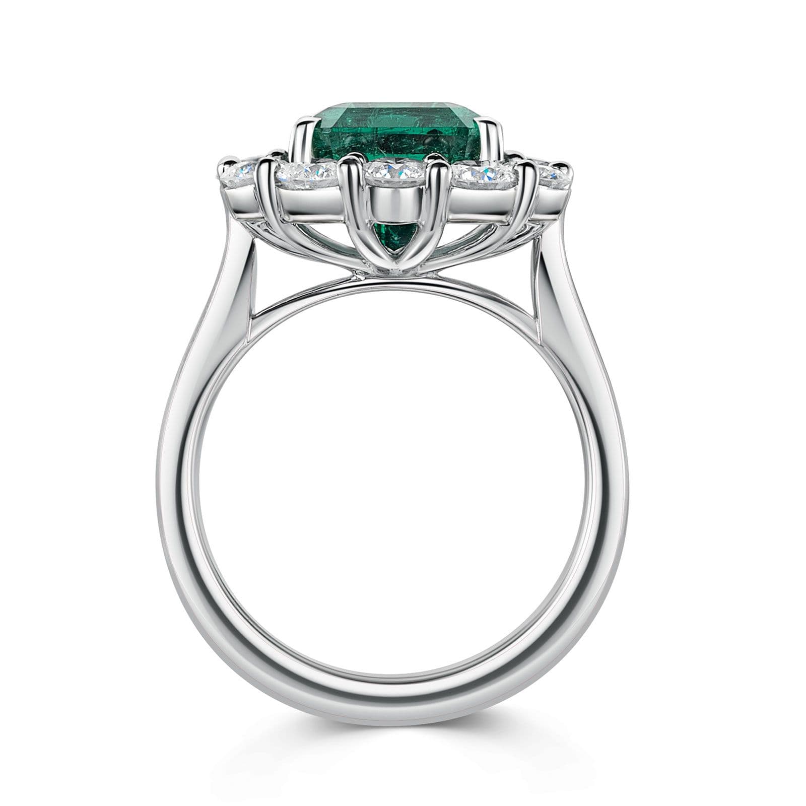 18ct White Gold Emerald & Diamond Cluster Ring simple Pursuit