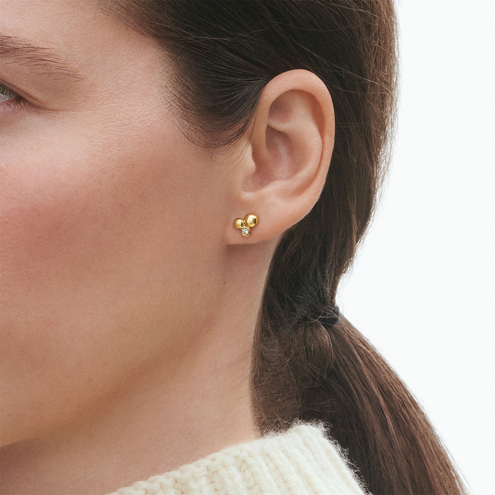 Moonlight Grapes 18ct Yellow Gold Diamond Stud Earrings simple Pursuit