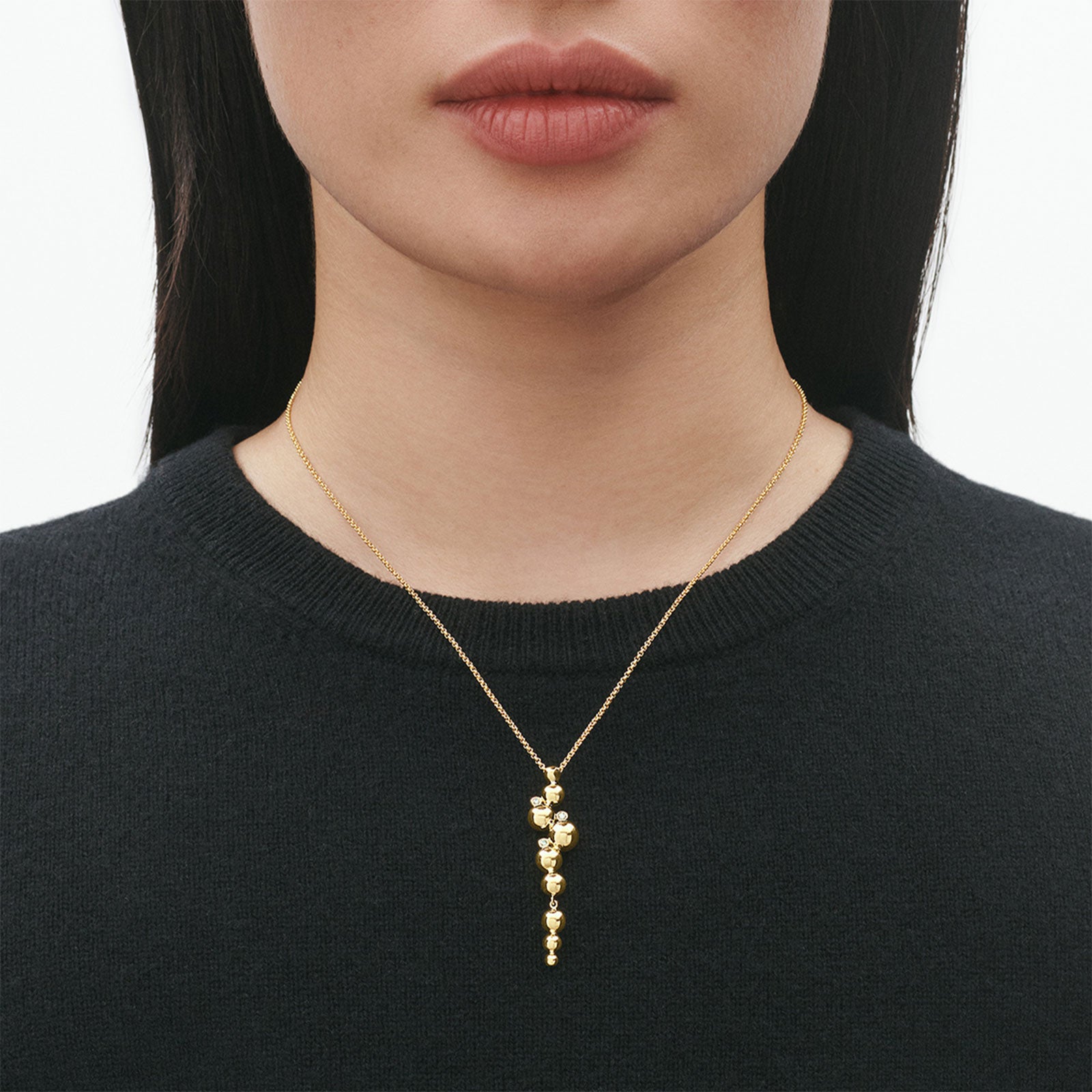 Moonlight Grapes 18ct Yellow Gold Diamond Necklace with Pendant simple Pursuit