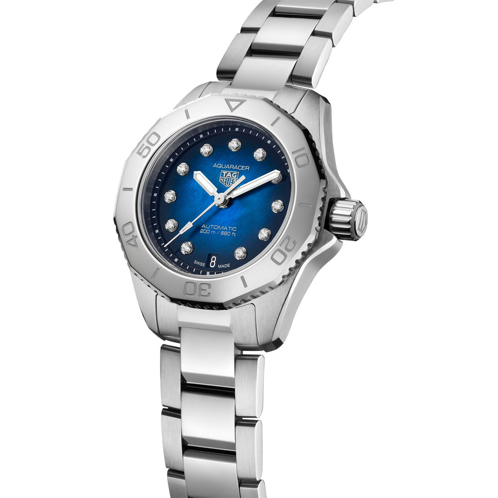 Aquaracer Professional 200 Date Calibre 9 Automatic 30mm simple Pursuit