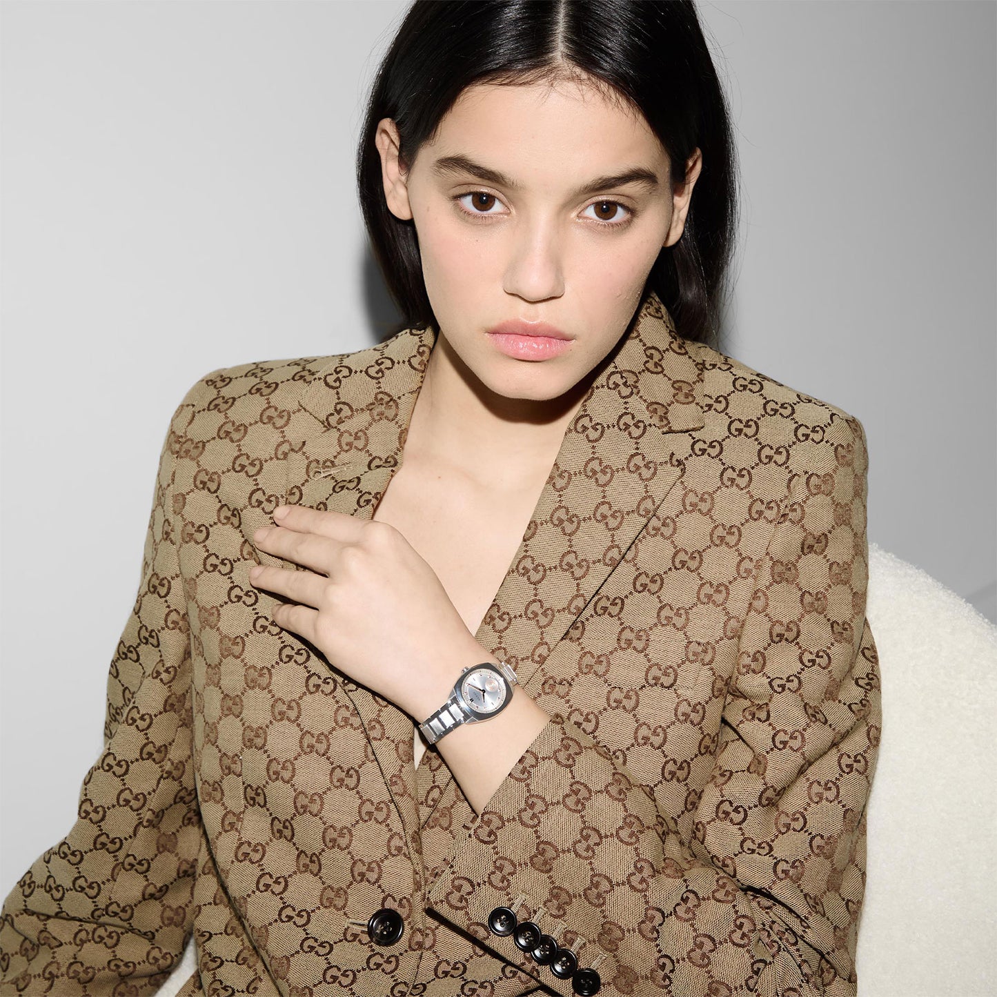 Gucci Interlocking Watch 29mm simple Pursuit