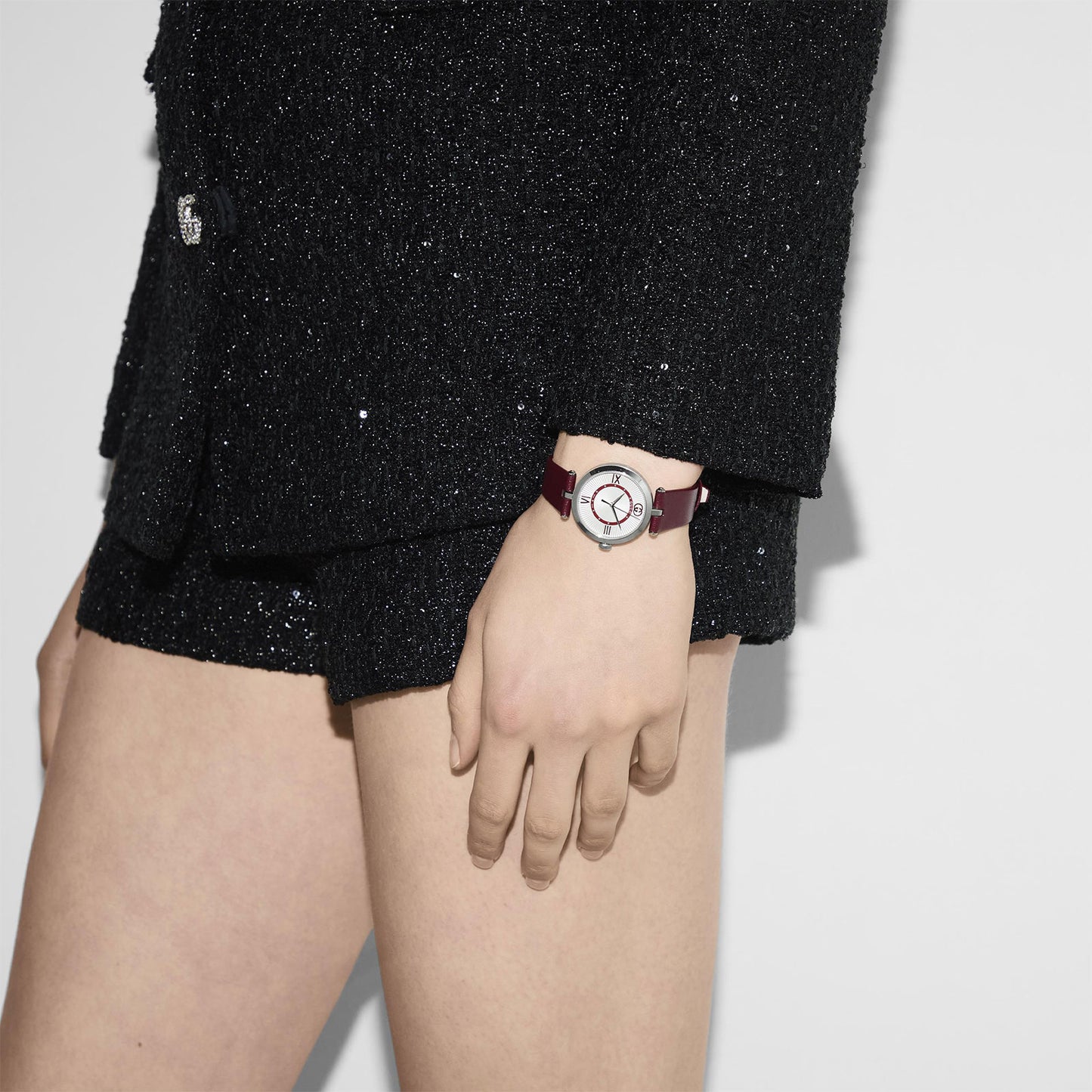 Model 2000 Watch 30mm simple Pursuit
