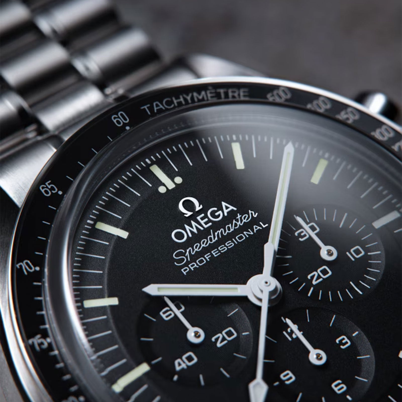 Speedmaster Moonwatch Professional Co-Axial Chronograph 42mm variant Pursuit
