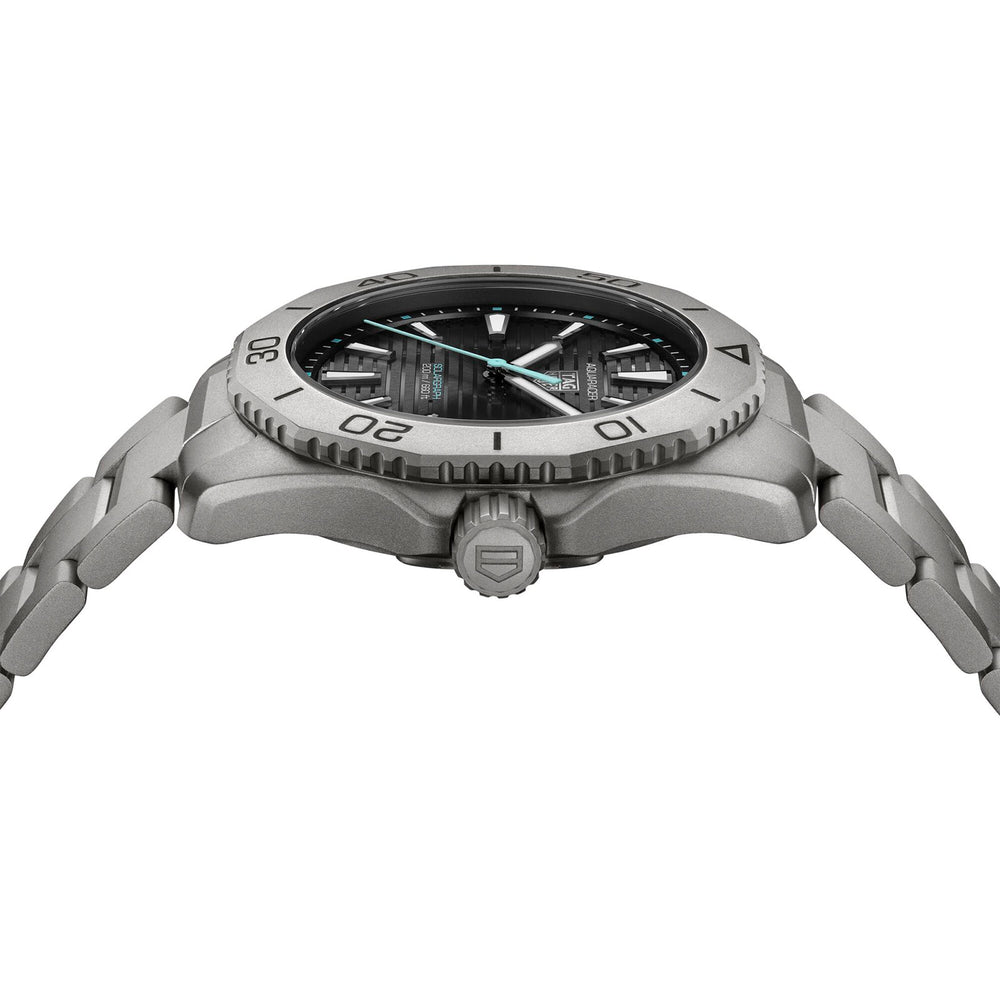 Aquaracer Professional 200 Solargraph Quartz 40mm simple Pursuit