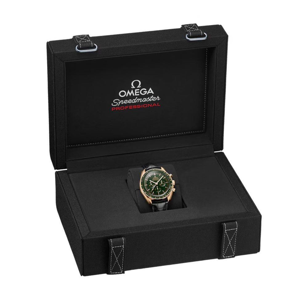 Speedmaster Moonwatch Professional Co-Axial Chronograph 42mm variant Pursuit