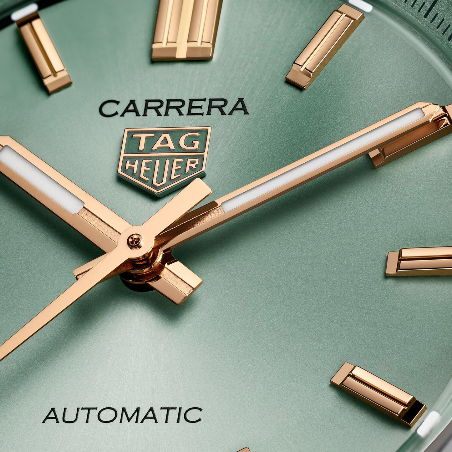 Carrera Date Calibre 7 Automatic 36mm simple Pursuit
