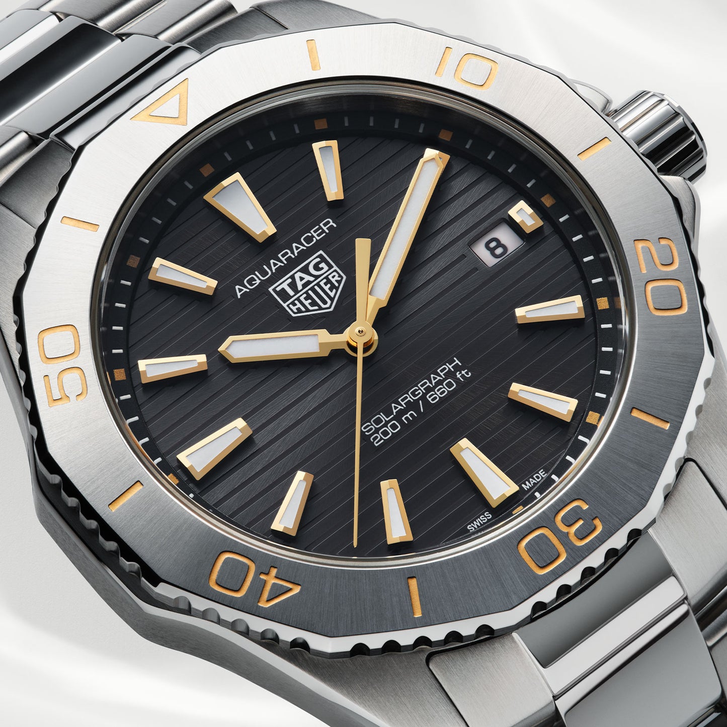 UK Limited Edition Aquaracer Professional 200 Solargraph Quartz 40mm