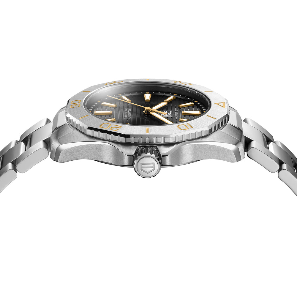 UK Limited Edition Aquaracer Professional 200 Solargraph Quartz 40mm