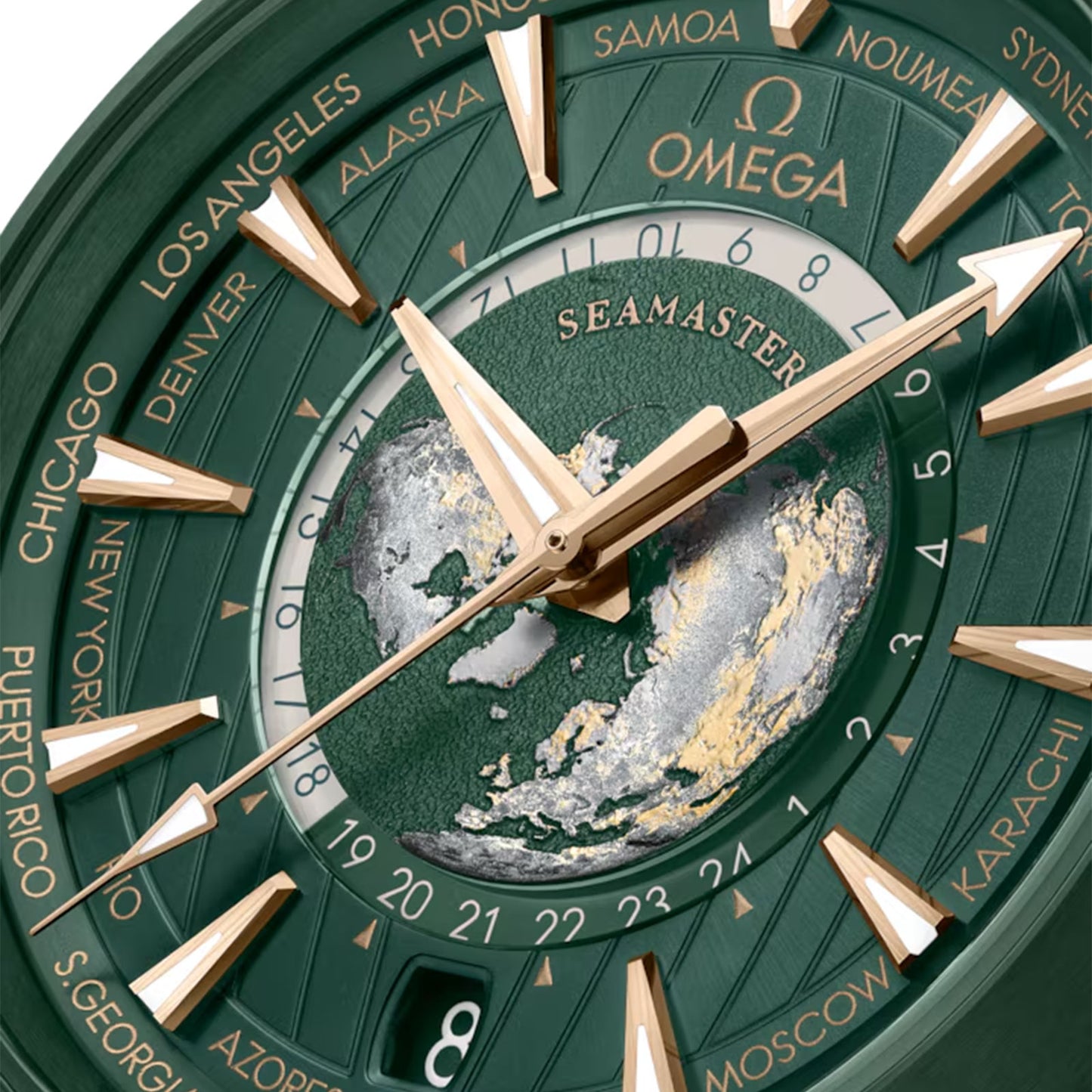 Seamaster Aqua Terra 150m Co-Axial GMT Worldtimer 43mm variant Pursuit