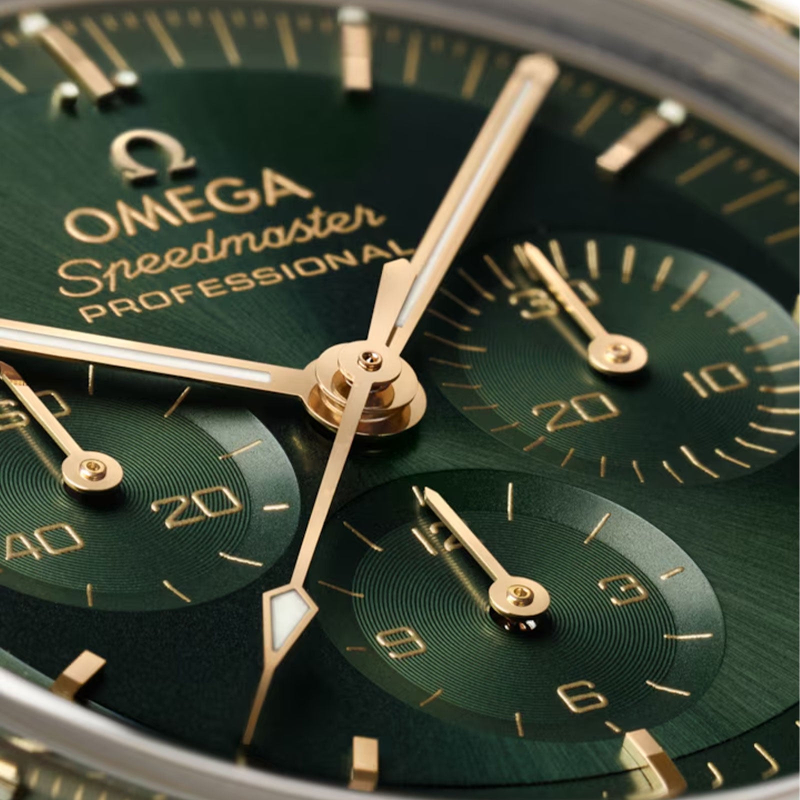Speedmaster Moonwatch Professional Co-Axial Chronograph 42mm variant Pursuit