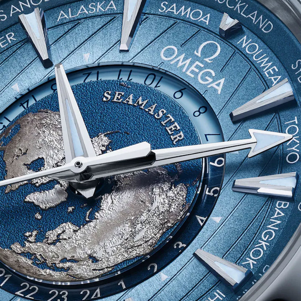 Seamaster Aqua Terra 150m Co-Axial GMT Worldtimer 43mm variant Pursuit