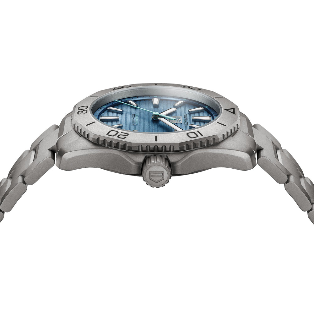 Aquaracer Professional 200 Solargraph Quartz 40mm simple Pursuit