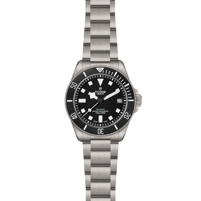 Pelagos Ultra 43mm variant Pursuit