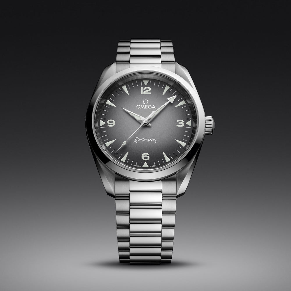 Seamaster Railmaster Co-Axial 38mm variant Pursuit
