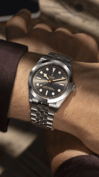 TUDOR Black Bay