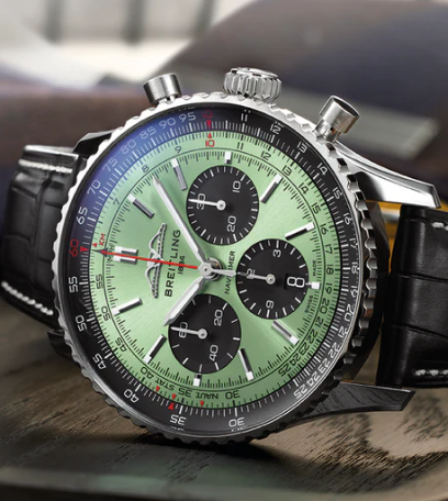 Breitling Navitimer