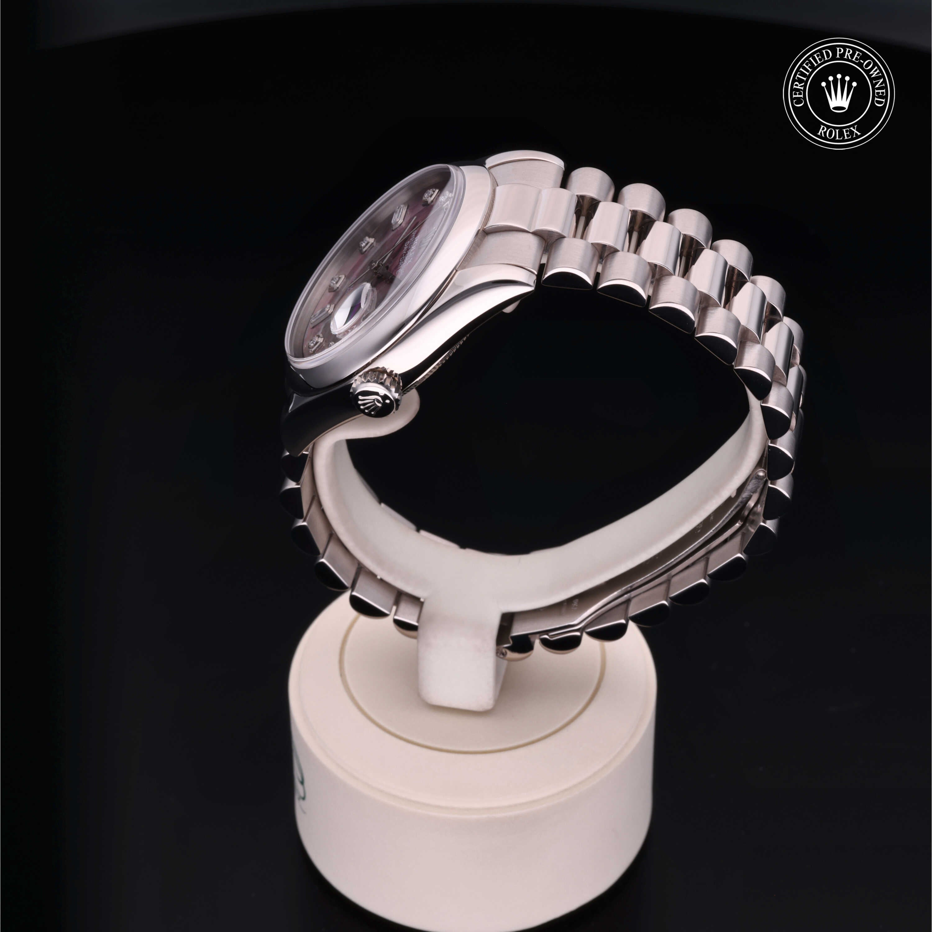 Rolex Certified Pre-Owned Day-Date 36mm 118209 Y135751 - 360° view