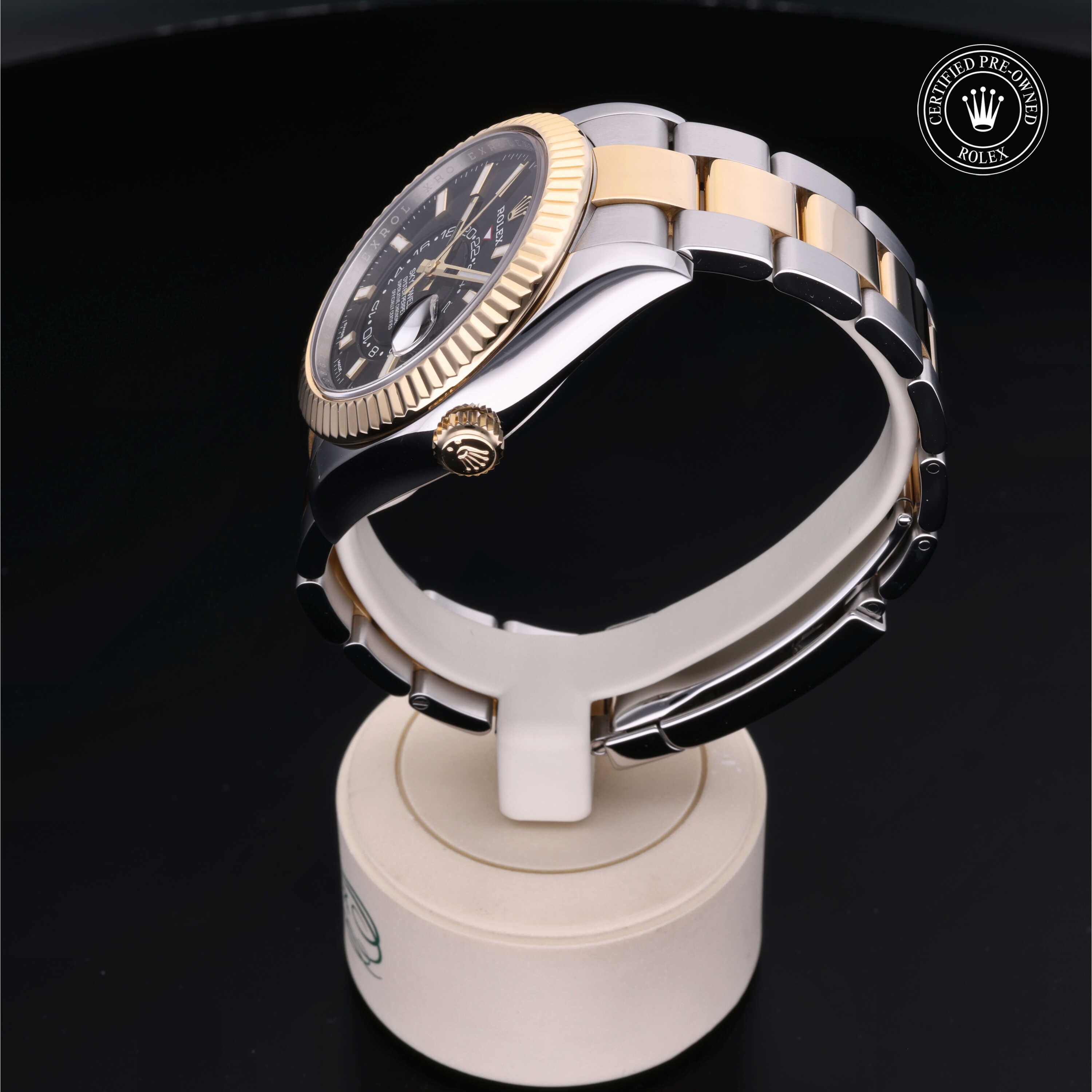 Rolex Certified Pre-Owned Sky-Dweller 42mm 326933 08G13087 - 360° view