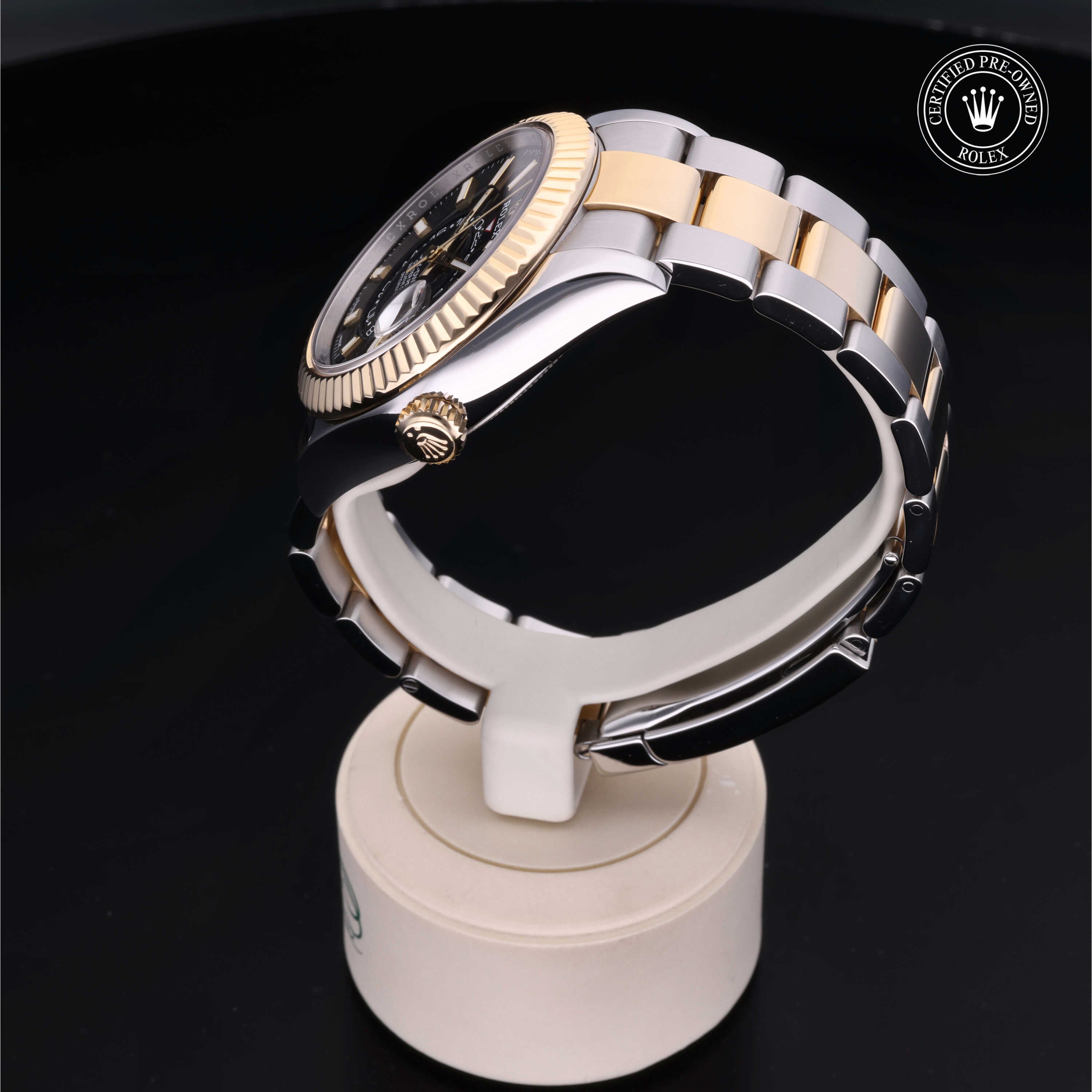 Rolex Certified Pre-Owned Sky-Dweller 42mm 326933 08G13087 - 360° view