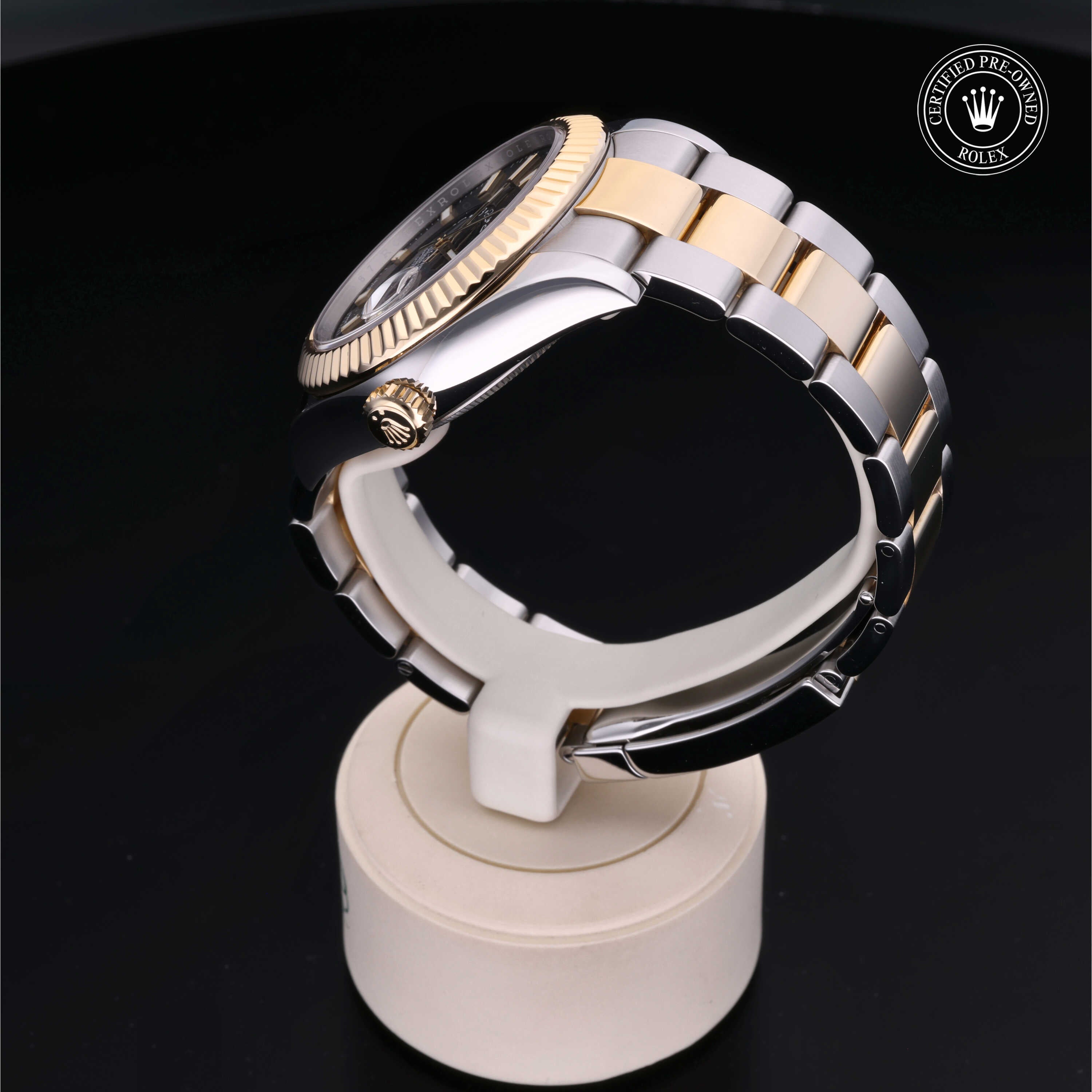 Rolex Certified Pre-Owned Sky-Dweller 42mm 326933 08G13087 - 360° view