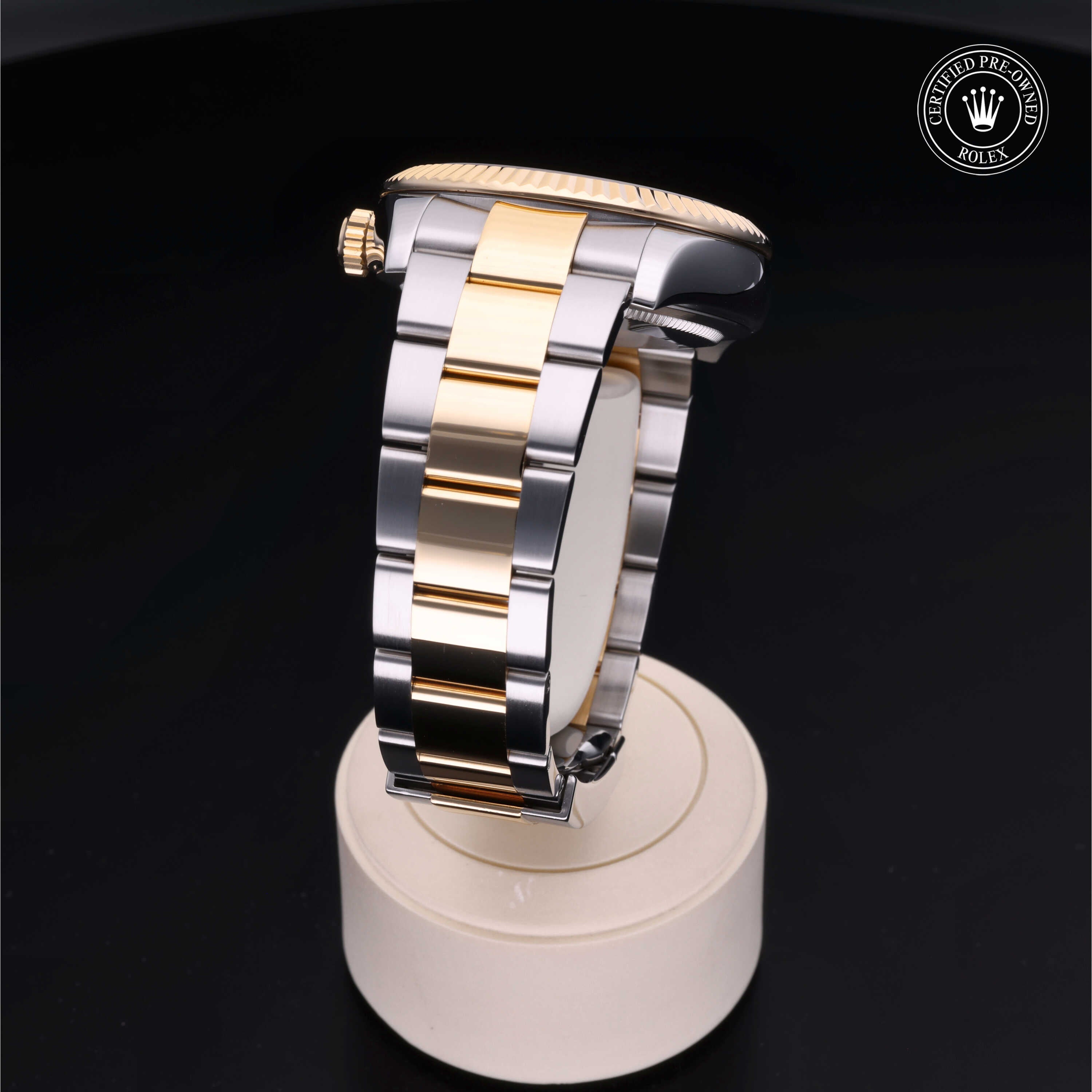 Rolex Certified Pre-Owned Sky-Dweller 42mm 326933 08G13087 - 360° view