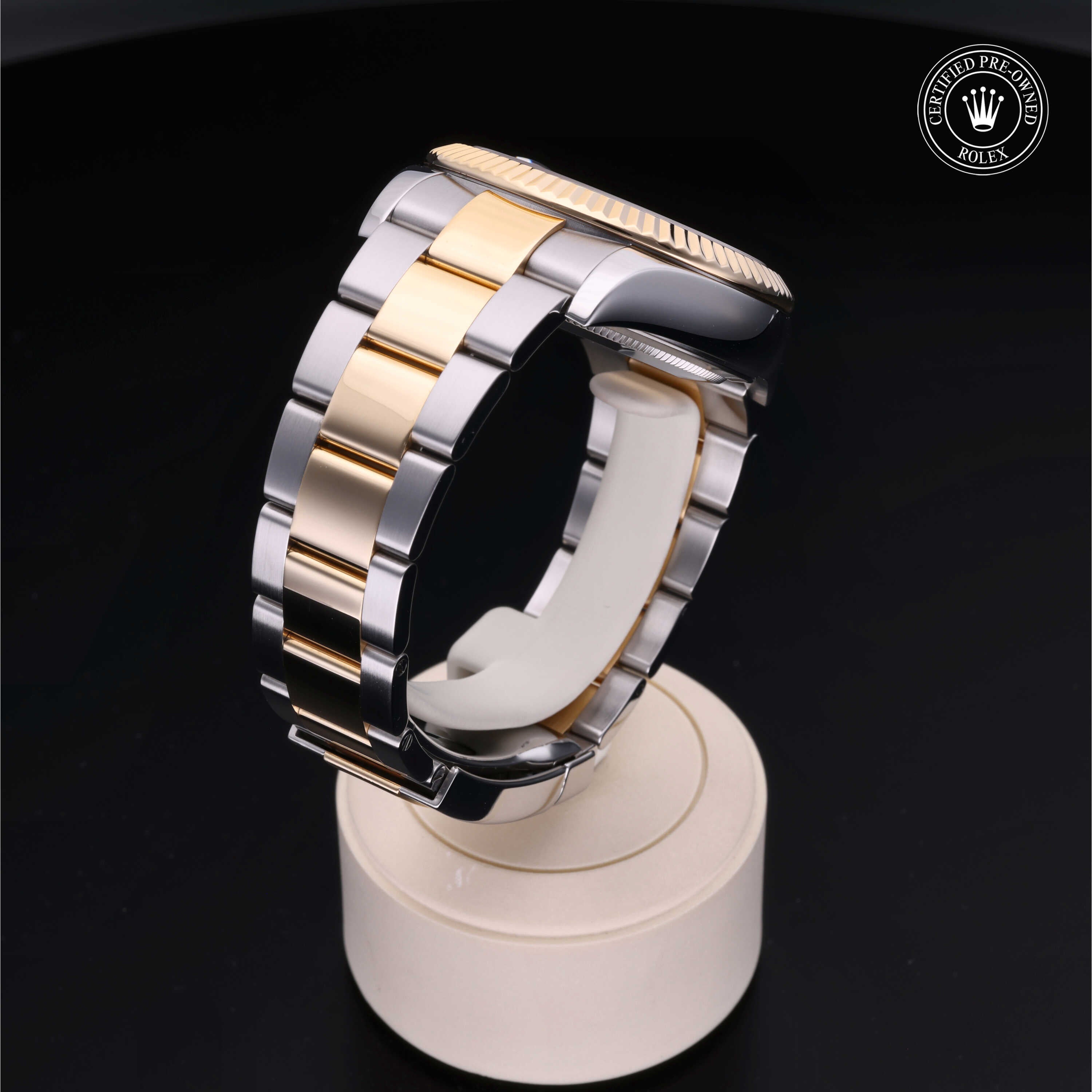 Rolex Certified Pre-Owned Sky-Dweller 42mm 326933 08G13087 - 360° view