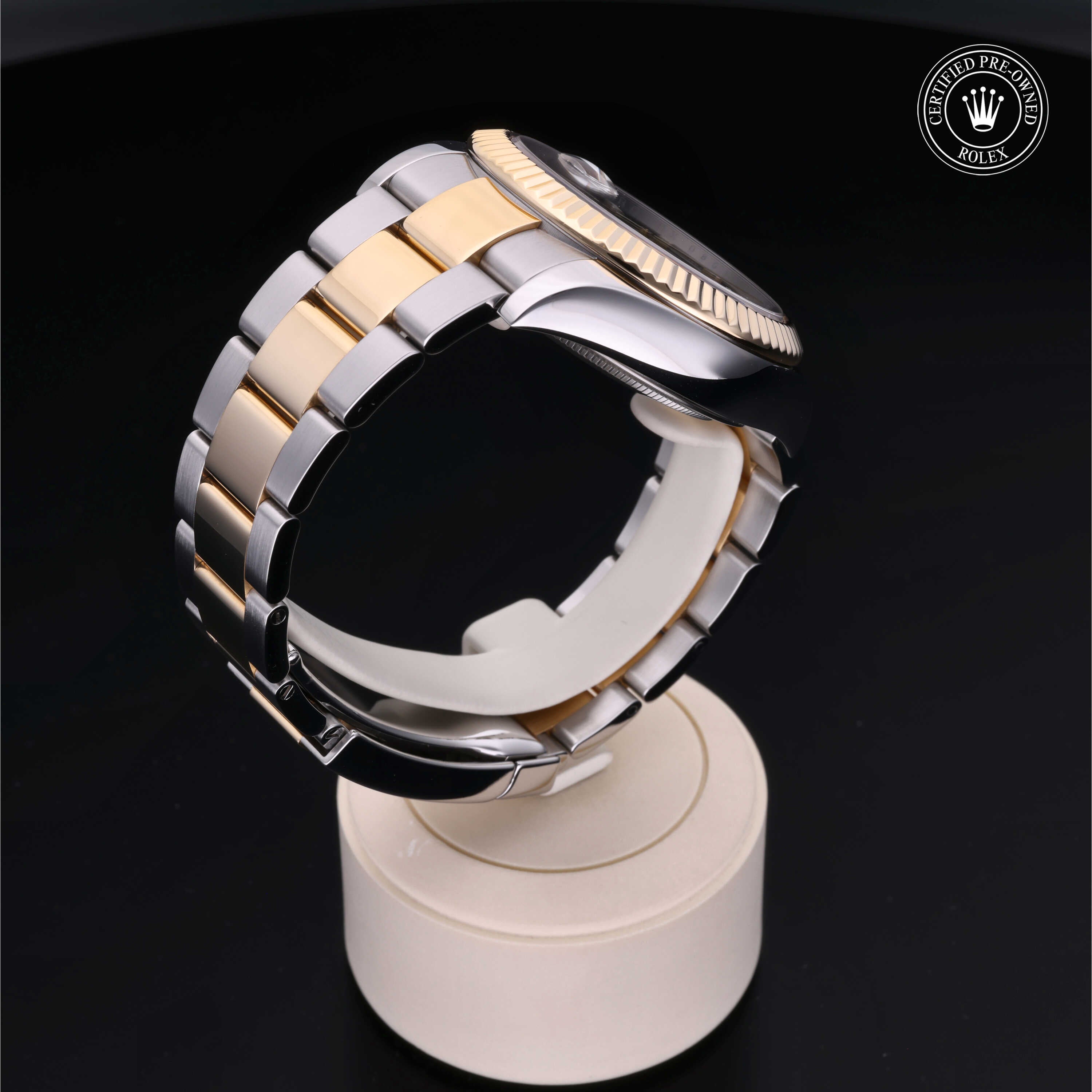 Rolex Certified Pre-Owned Sky-Dweller 42mm 326933 08G13087 - 360° view