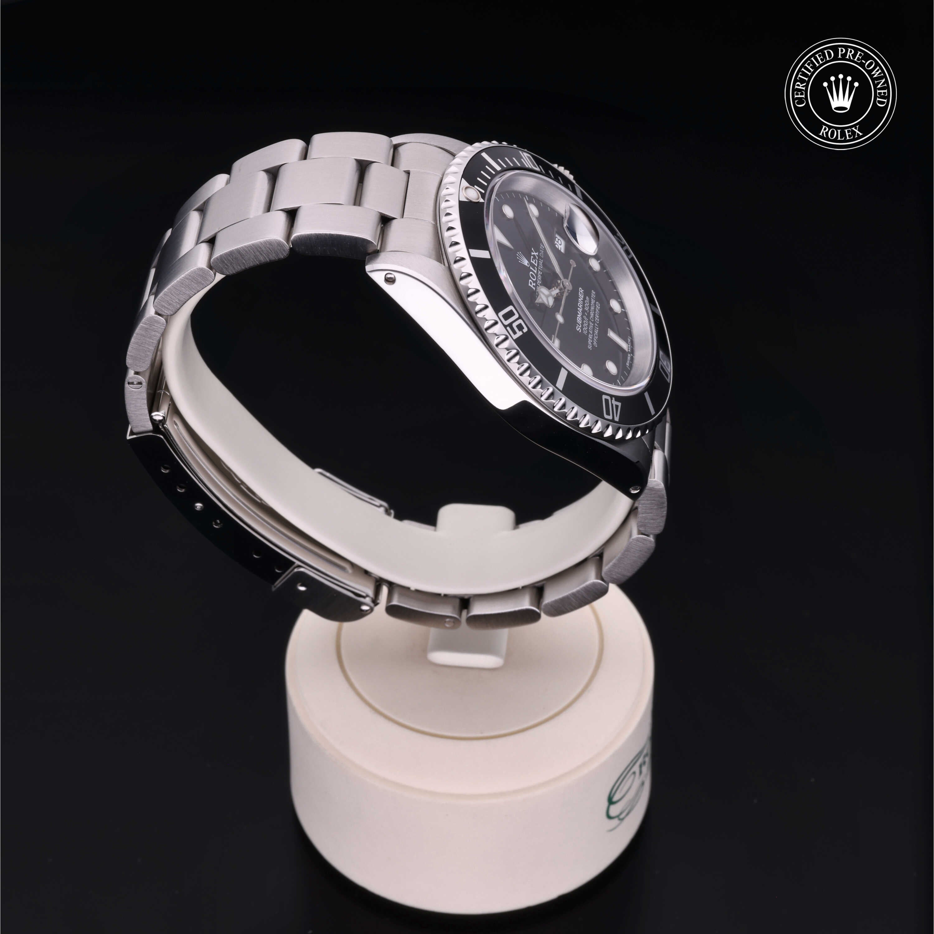Rolex Certified Pre-Owned Submariner Date 40mm 16610 N397995 - 360° view