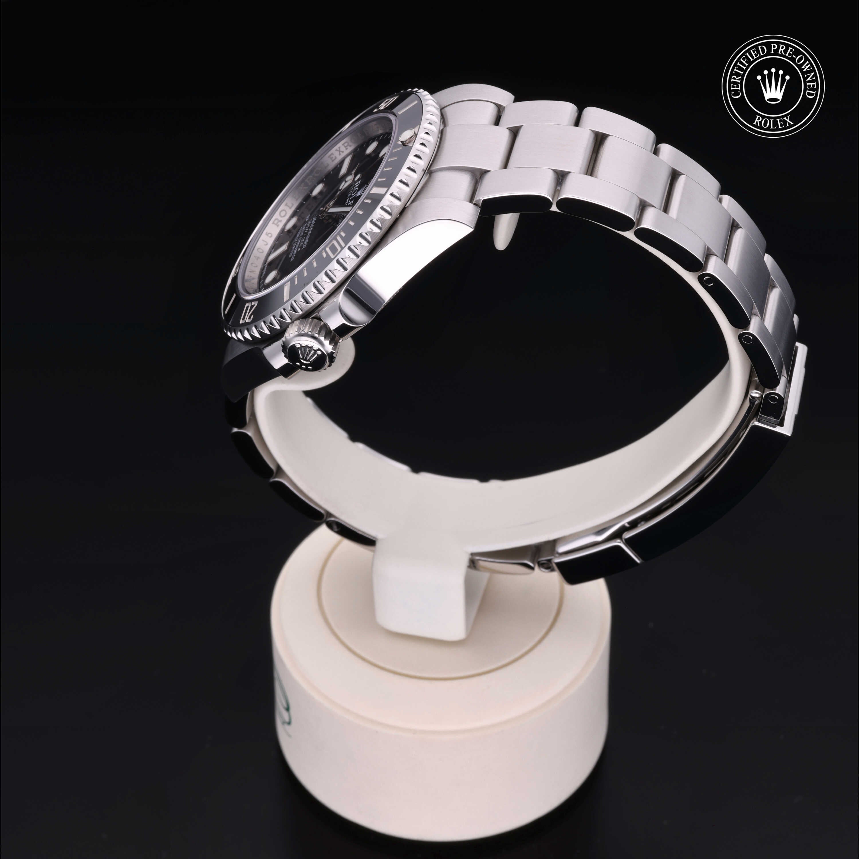 Rolex Certified Pre-Owned Submariner 40mm 114060 55N040J5 - 360° view