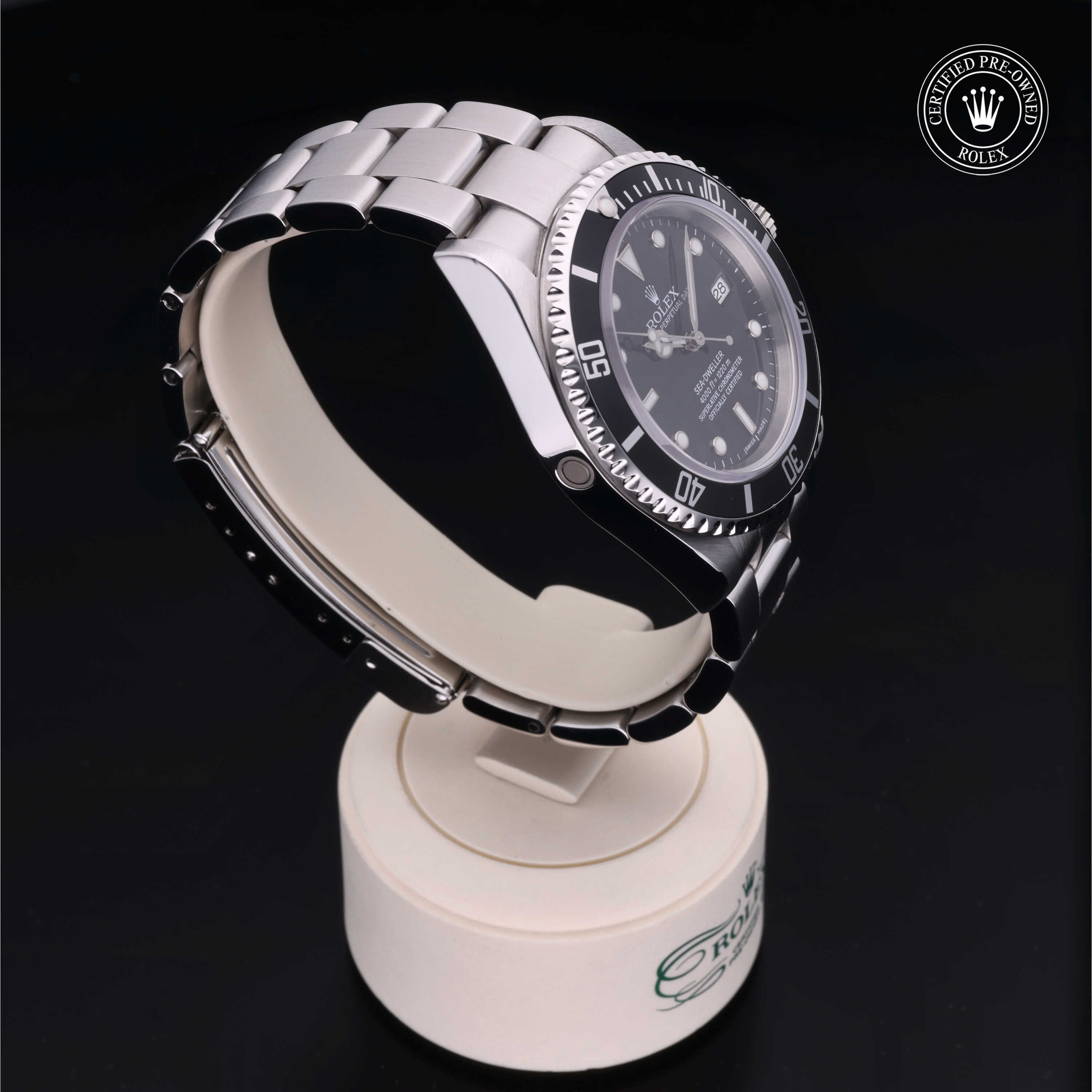 Rolex Certified Pre-Owned Sea-Dweller 40mm 16600 Z427508 - 360° view