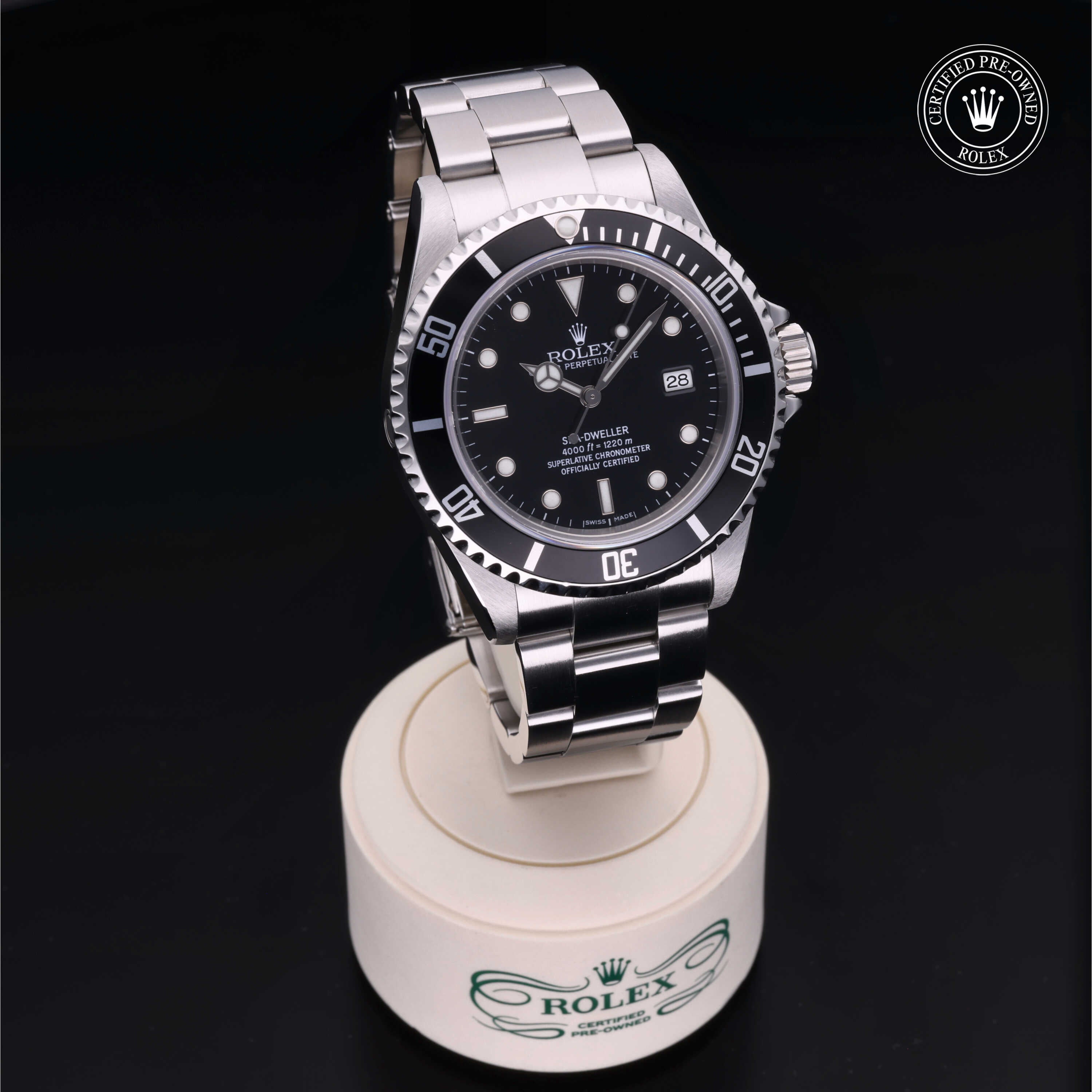 Rolex Certified Pre-Owned Sea-Dweller 40mm 16600 Z427508 - 360° view