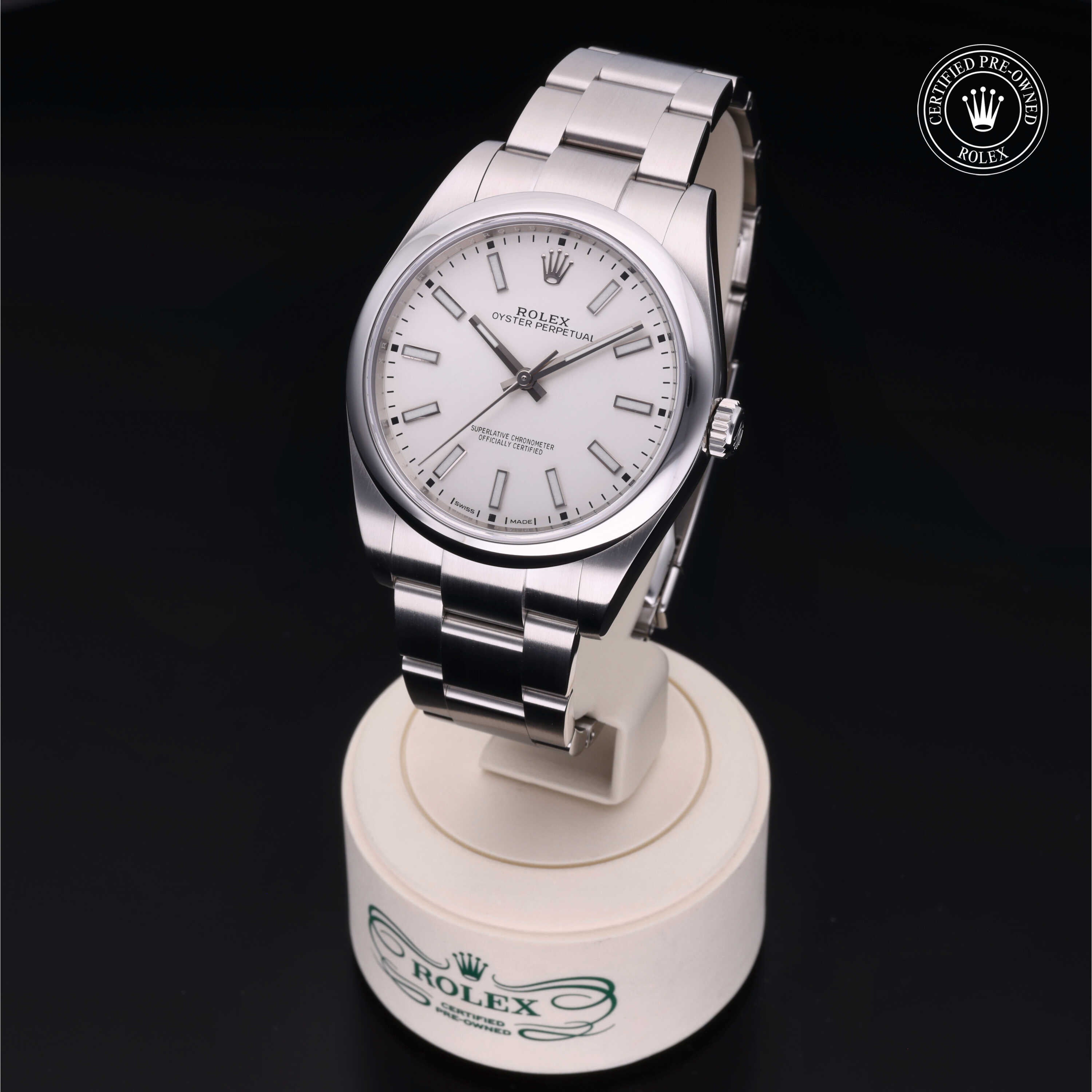 Rolex Certified Pre-Owned Oyster Perpetual 39mm 114300 9010S4R9 - 360° view