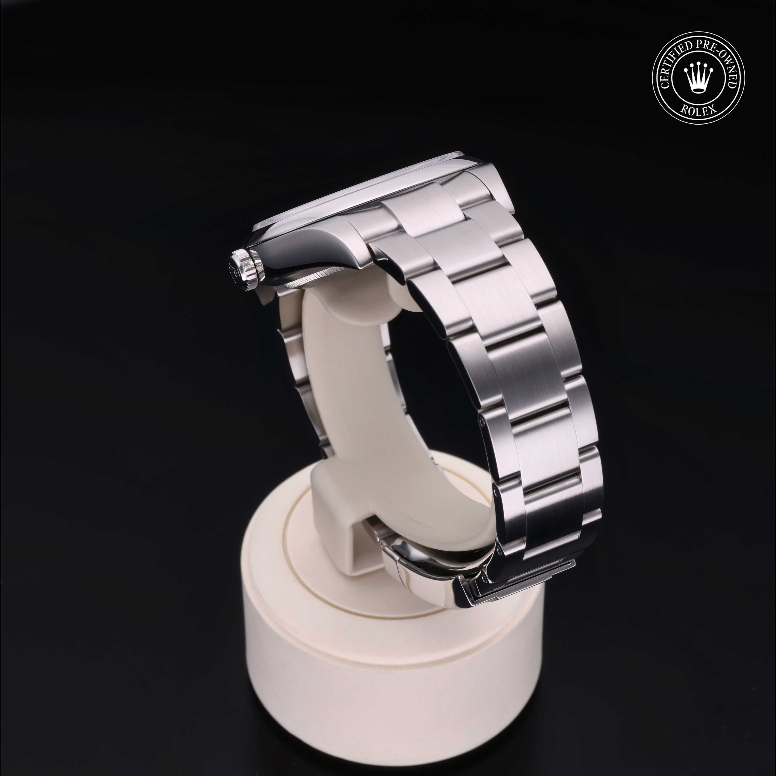 Rolex Certified Pre-Owned Oyster Perpetual 39mm 114300 9010S4R9 - 360° view