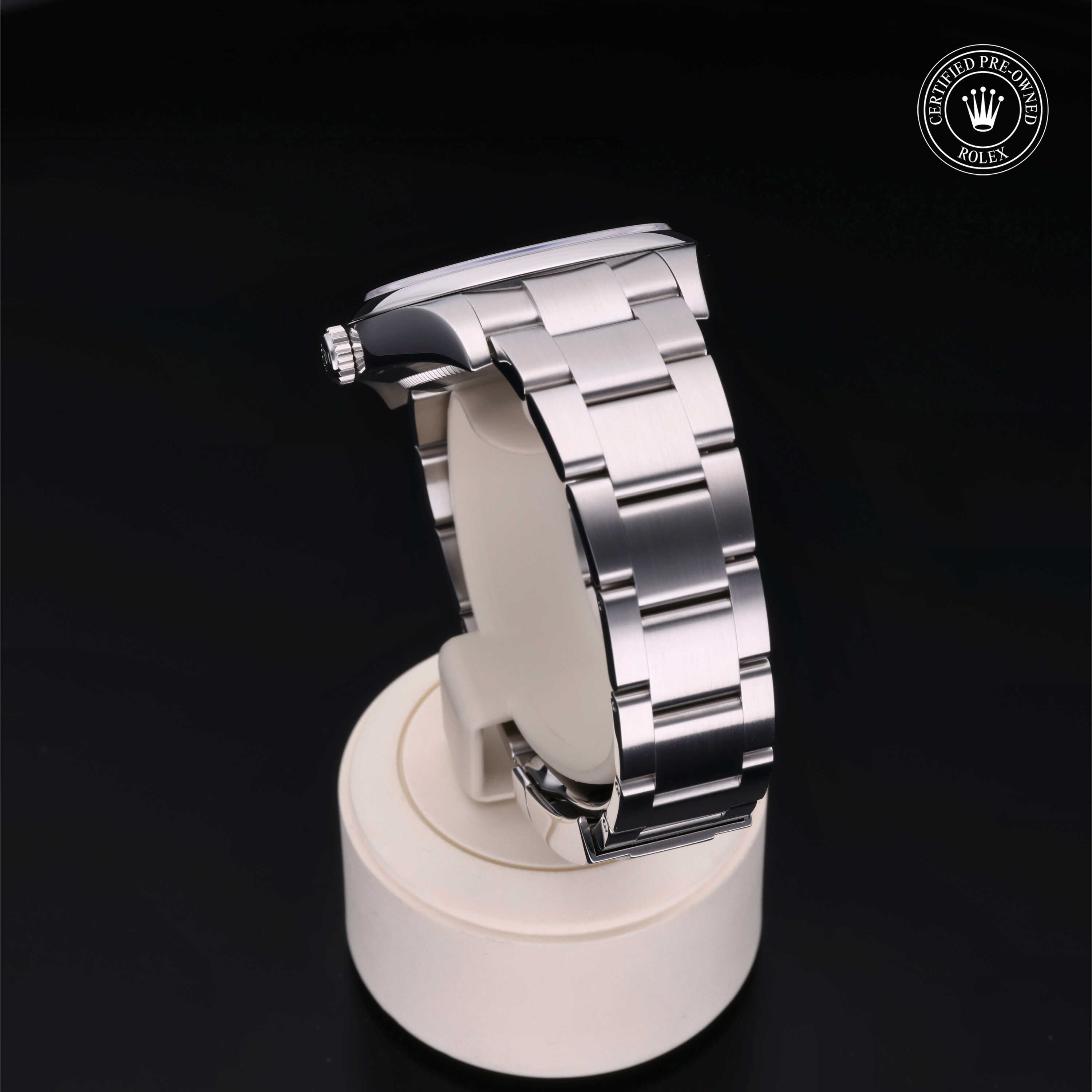 Rolex Certified Pre-Owned Oyster Perpetual 39mm 114300 9010S4R9 - 360° view